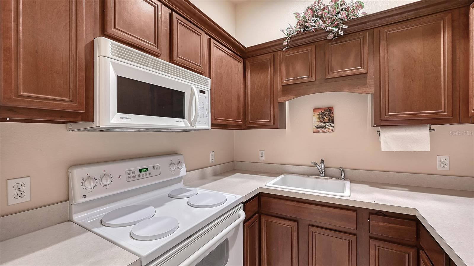 Single Family Residence at 3974 SERENITY CIR, SARASOTA, photo 18 of 60