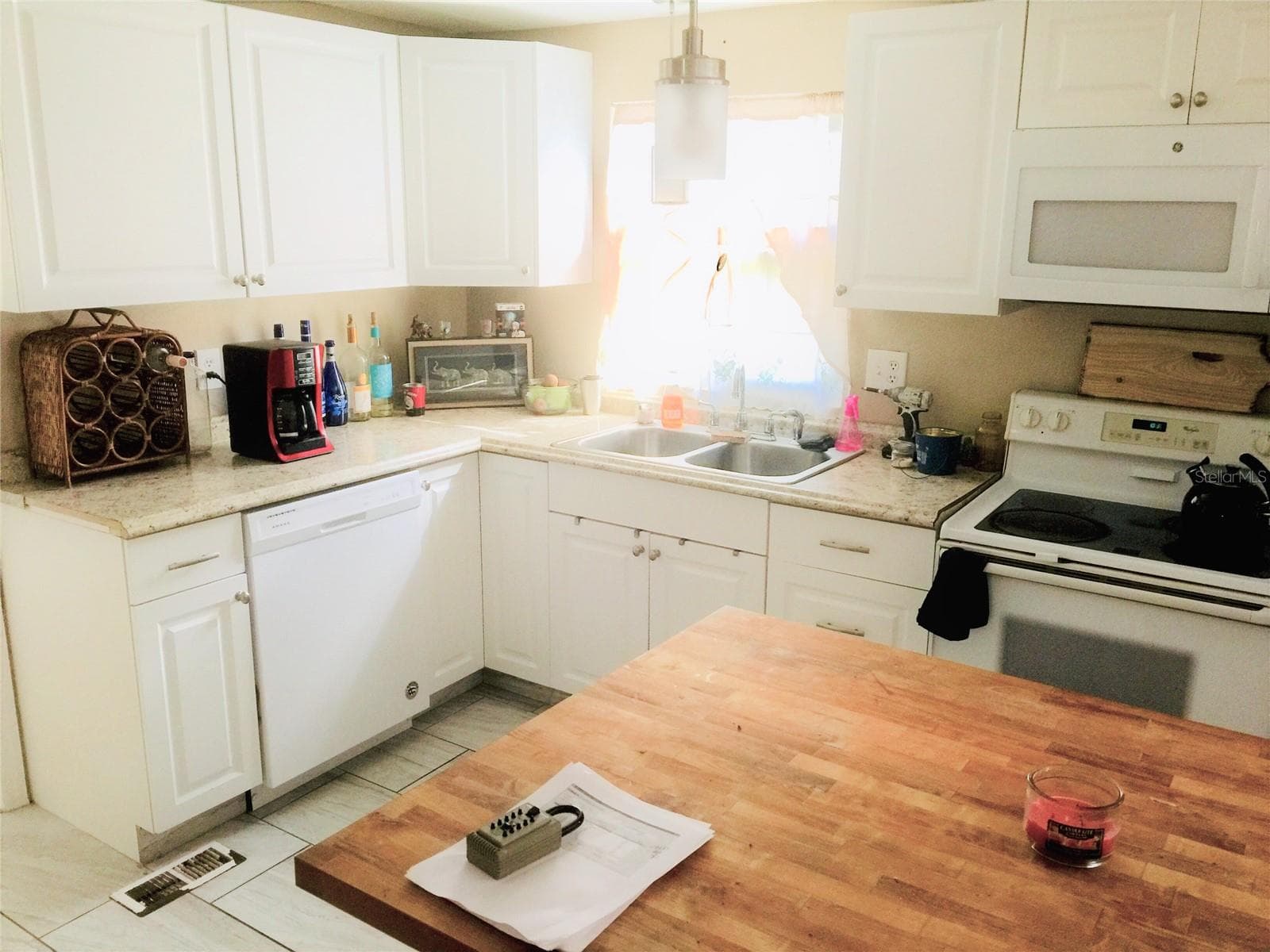Single Family Residence at 6090 HIDEAWAY PL, PORT CHARLOTTE, photo 10 of 22