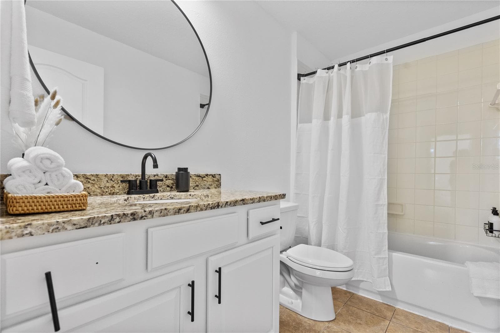 Townhouse at 8143 ROSEVILLE RD, DAVENPORT, photo 18 of 24