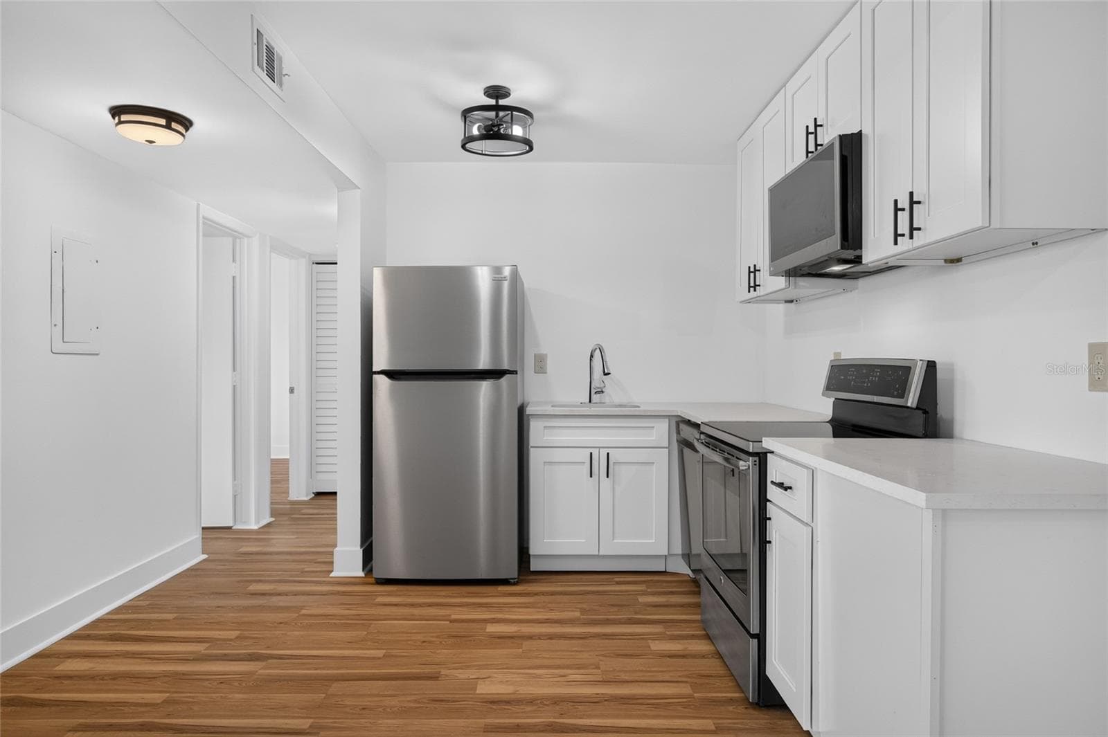Condominium at 21260 BRINSON AVE #303, PORT CHARLOTTE, photo 10 of 35