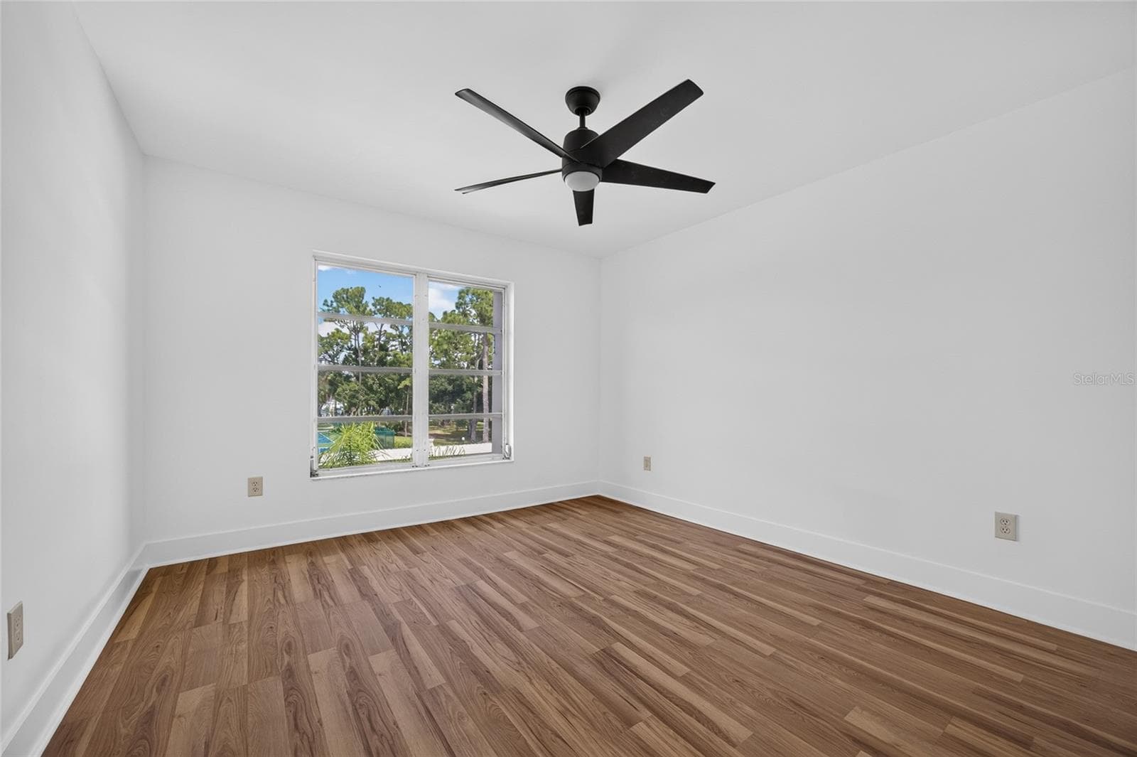 Condominium at 21260 BRINSON AVE #303, PORT CHARLOTTE, photo 18 of 35