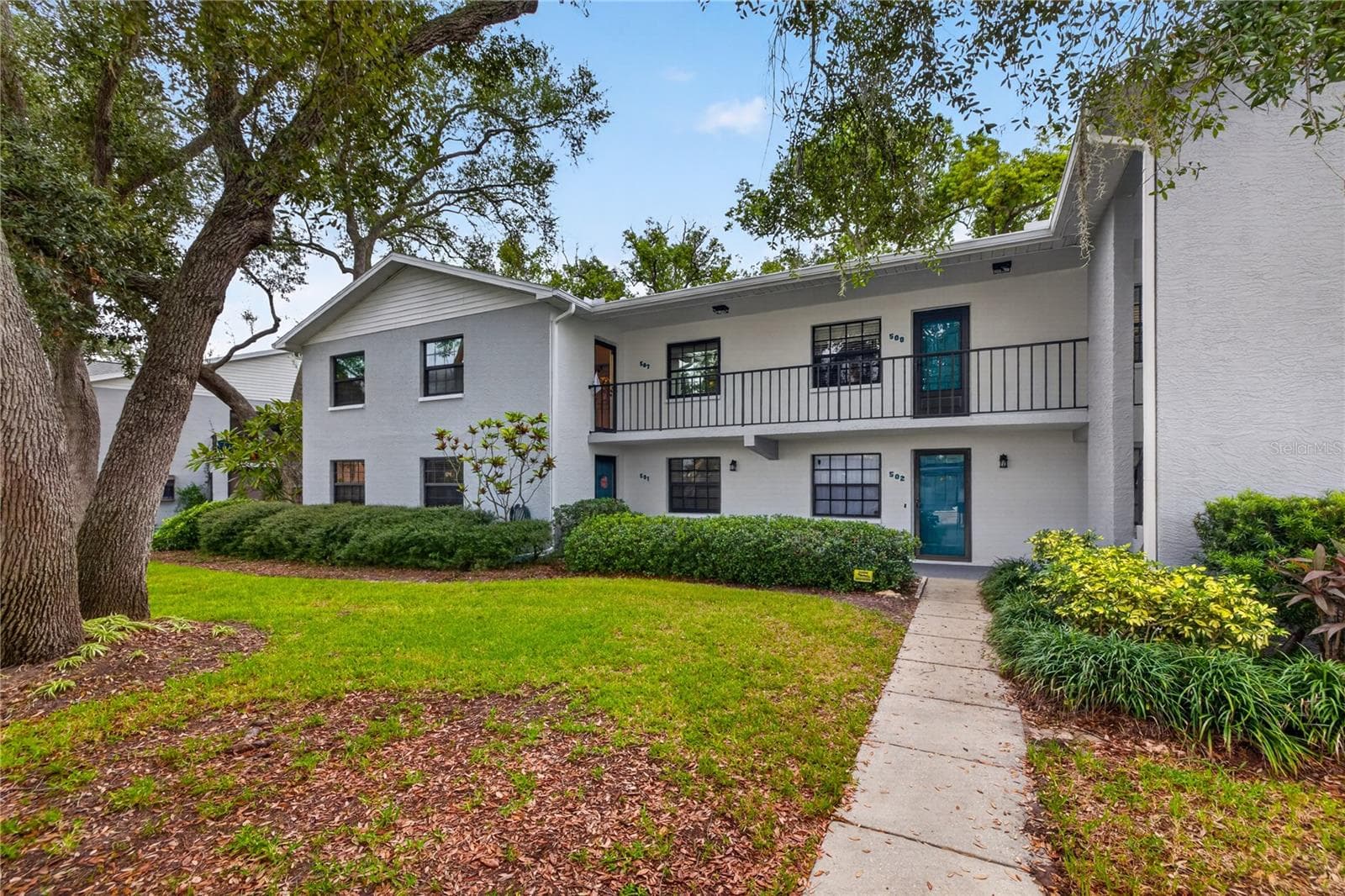 11800 PARK BLVD #507