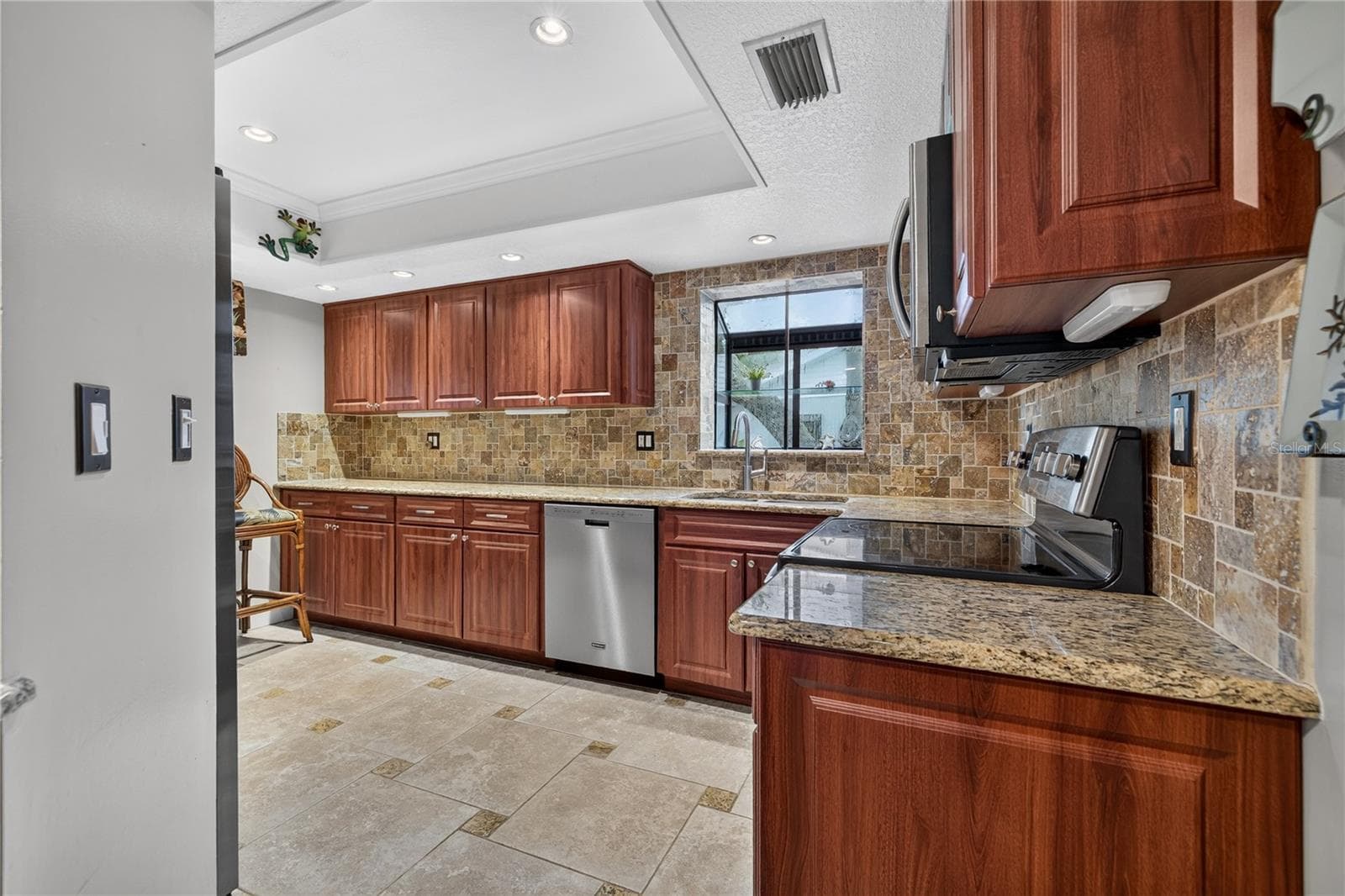 Kitchen - 11800 PARK BLVD #507, SEMINOLE