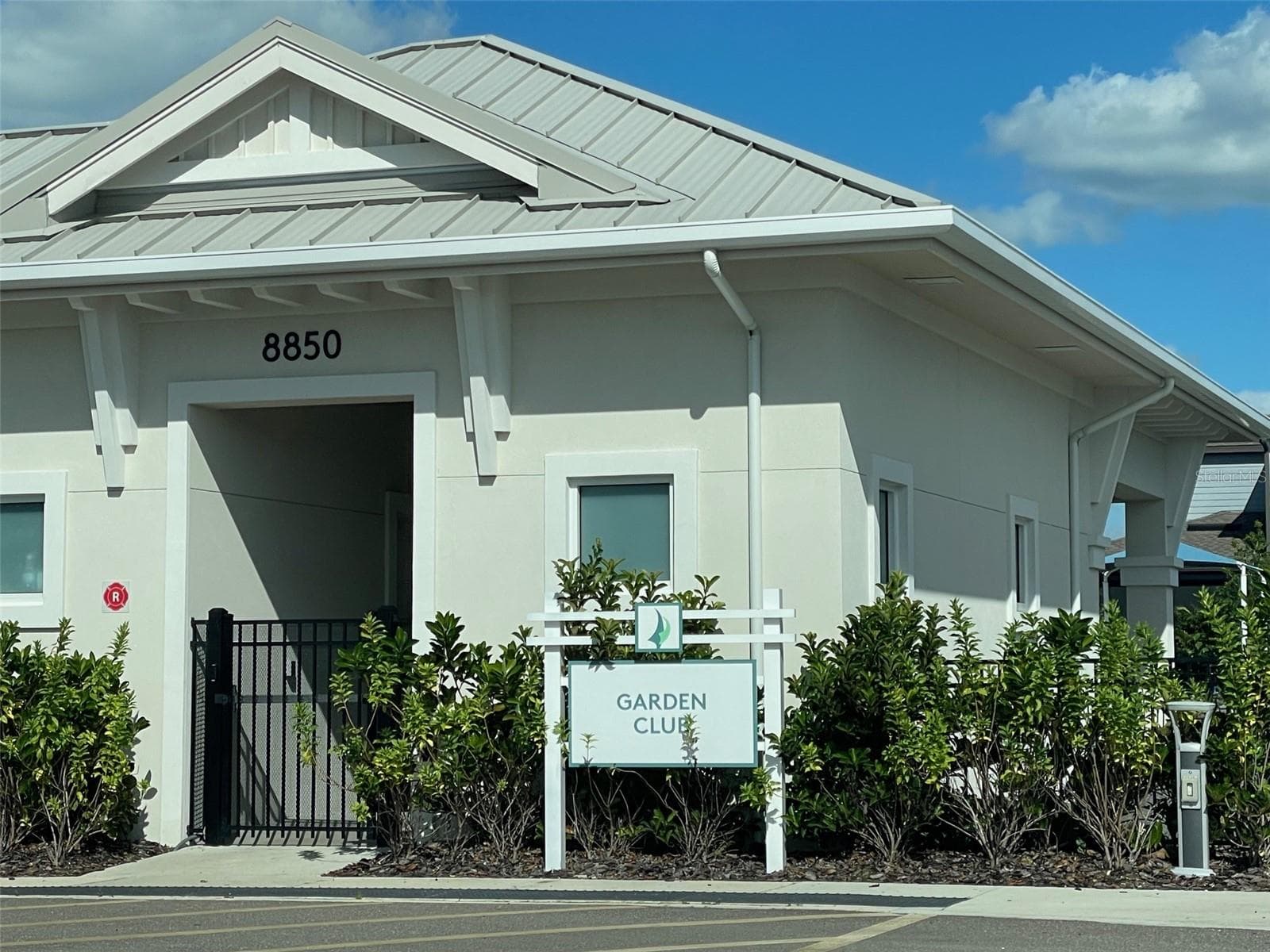 Garden club building - 10434 SPRING TIDE WAY, PARRISH