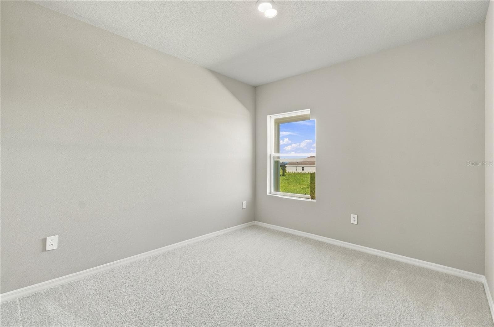 Bedroom Two - 437 SPRING HARVEST DR, PLANT CITY