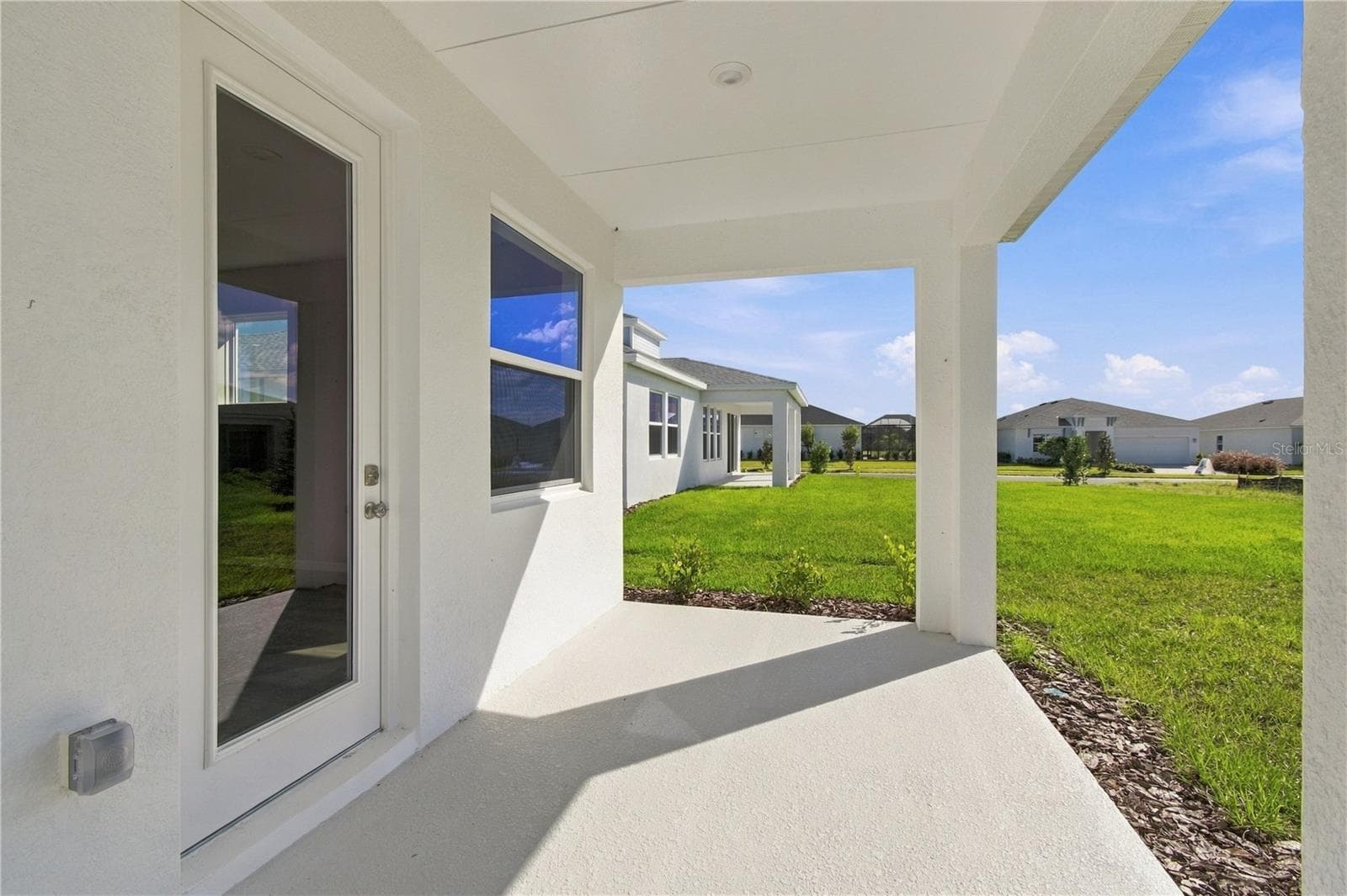 Rear Porch - 437 SPRING HARVEST DR, PLANT CITY