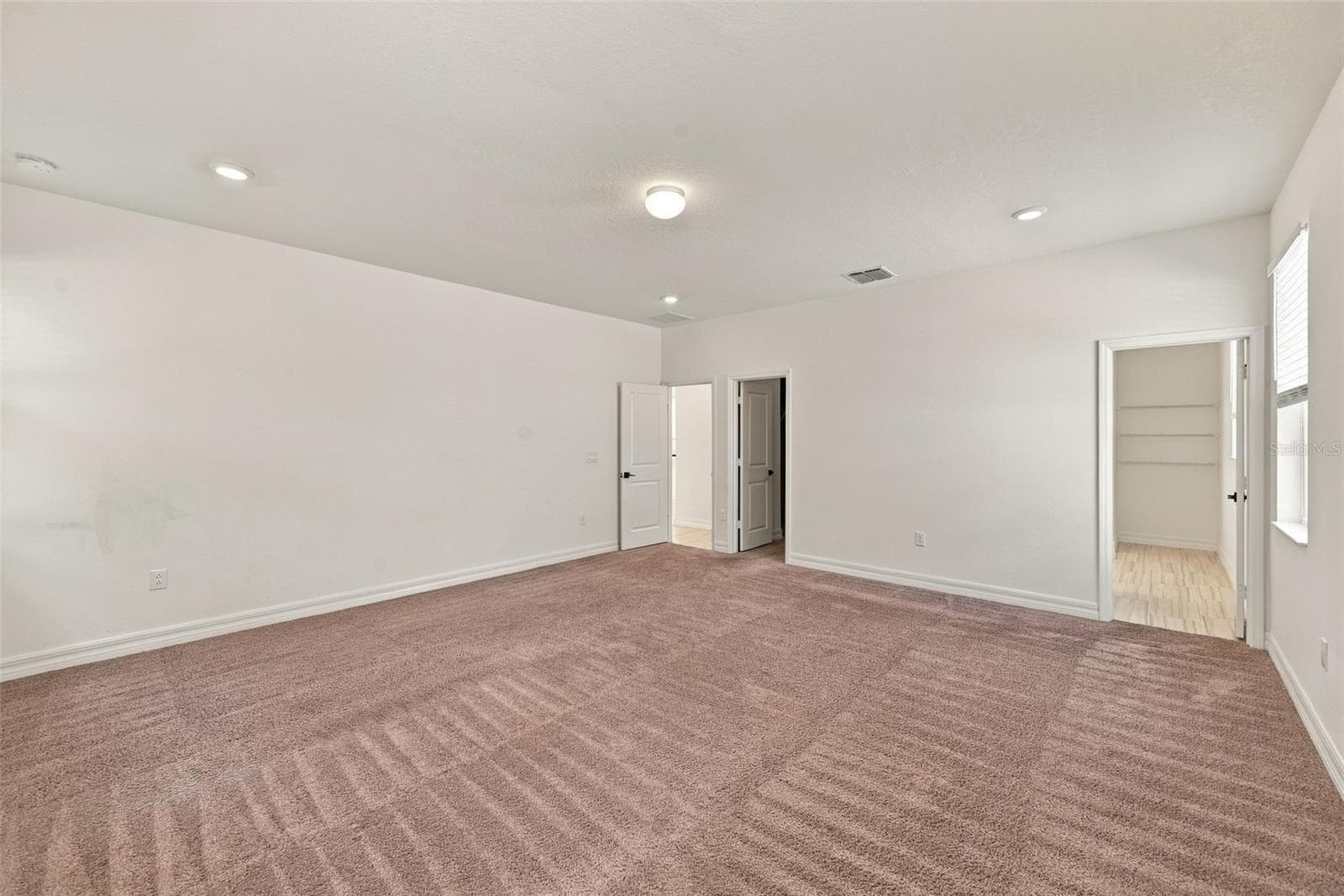 Single Family Residence at 2856 SANCTUARY DR, CLERMONT, photo 19 of 41