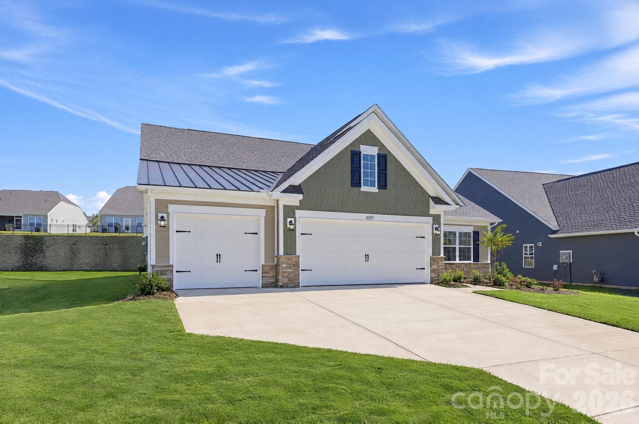 Single Family Residence at 5337 Redbud Road, Lancaster, photo 4 of 32