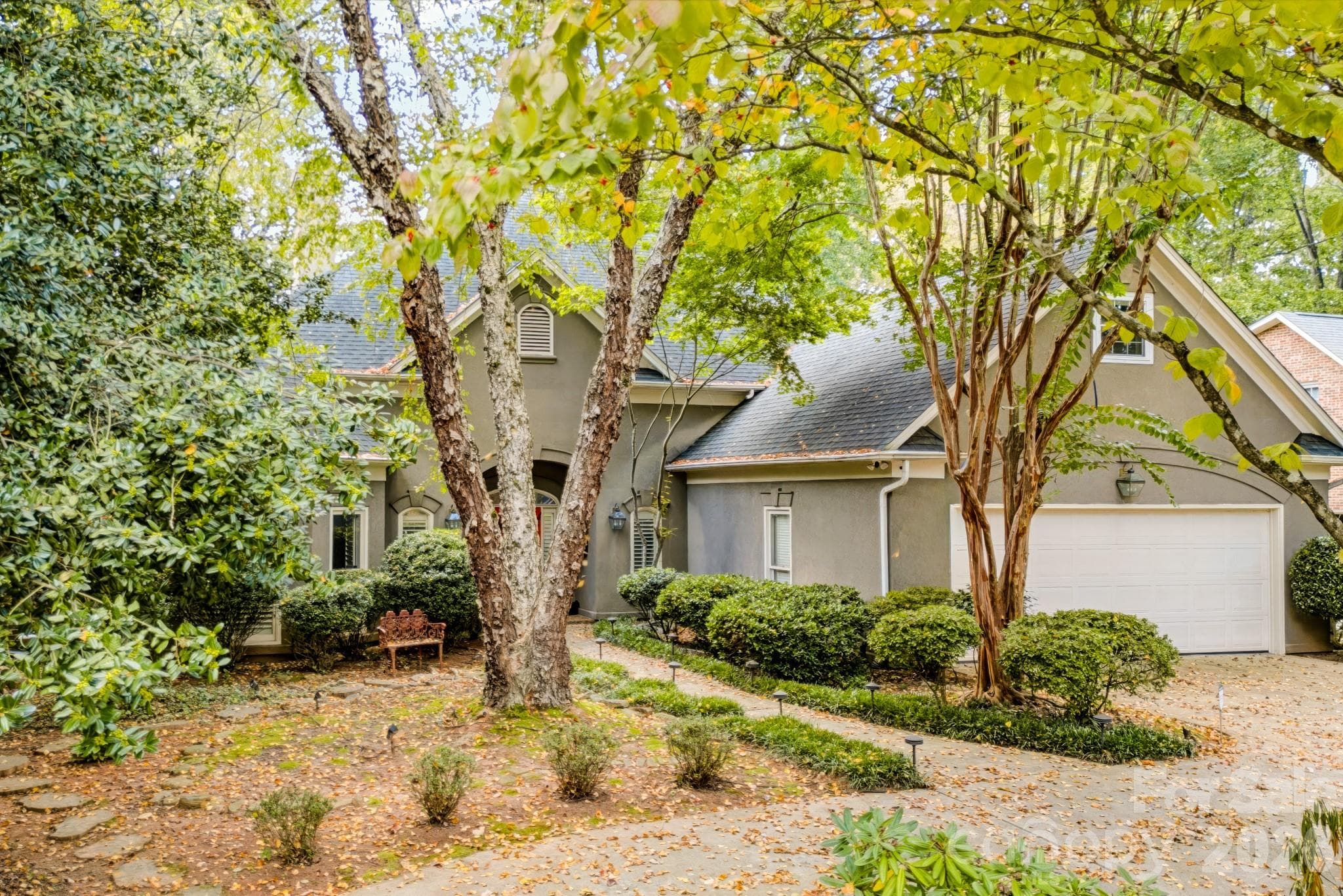 Single Family Residence at 7201 Charter Brook Drive, Charlotte, photo 2 of 46