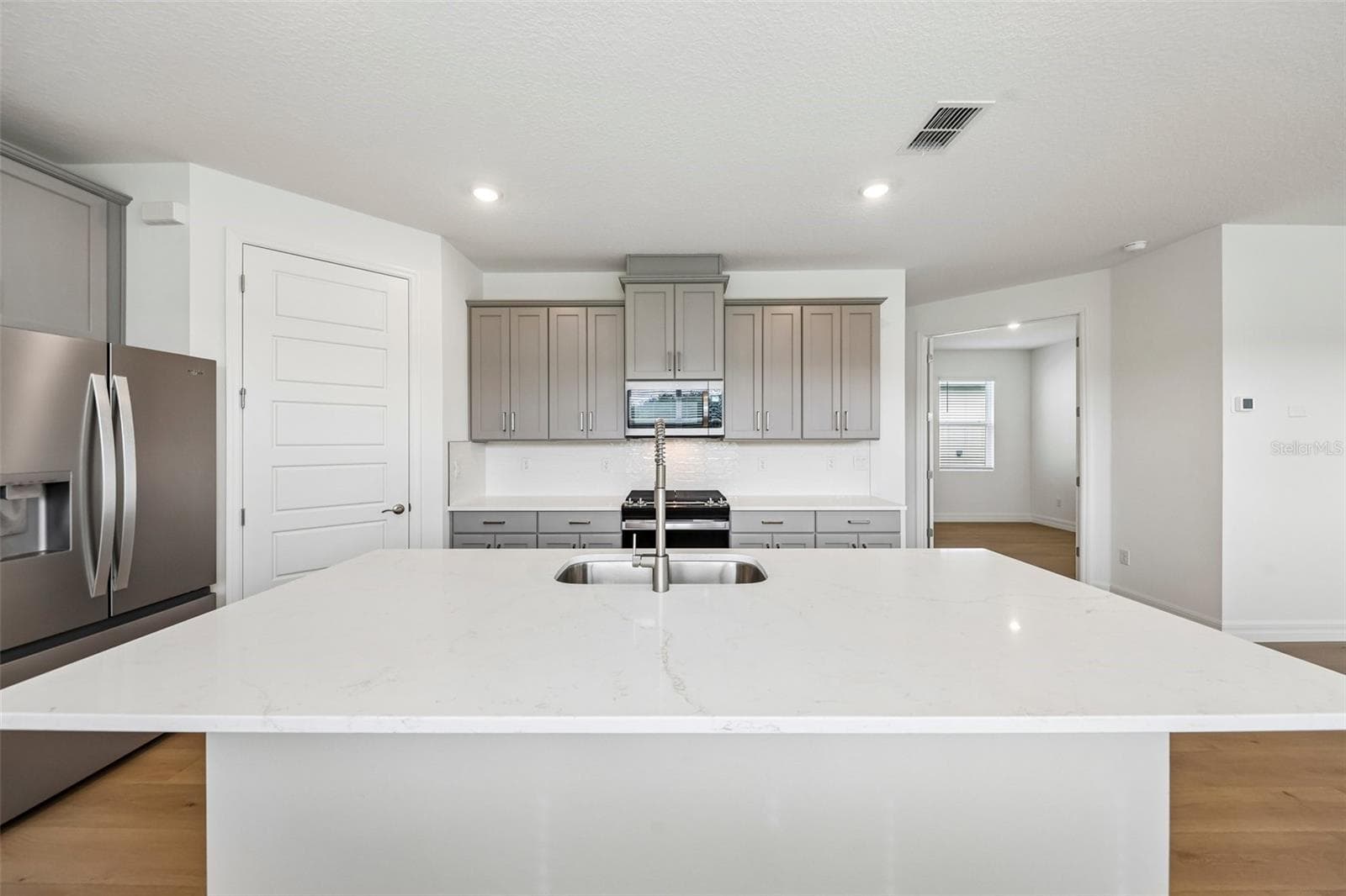 Single Family Residence at 3955 KENNEBUNK LOOP, MOUNT DORA, photo 14 of 30