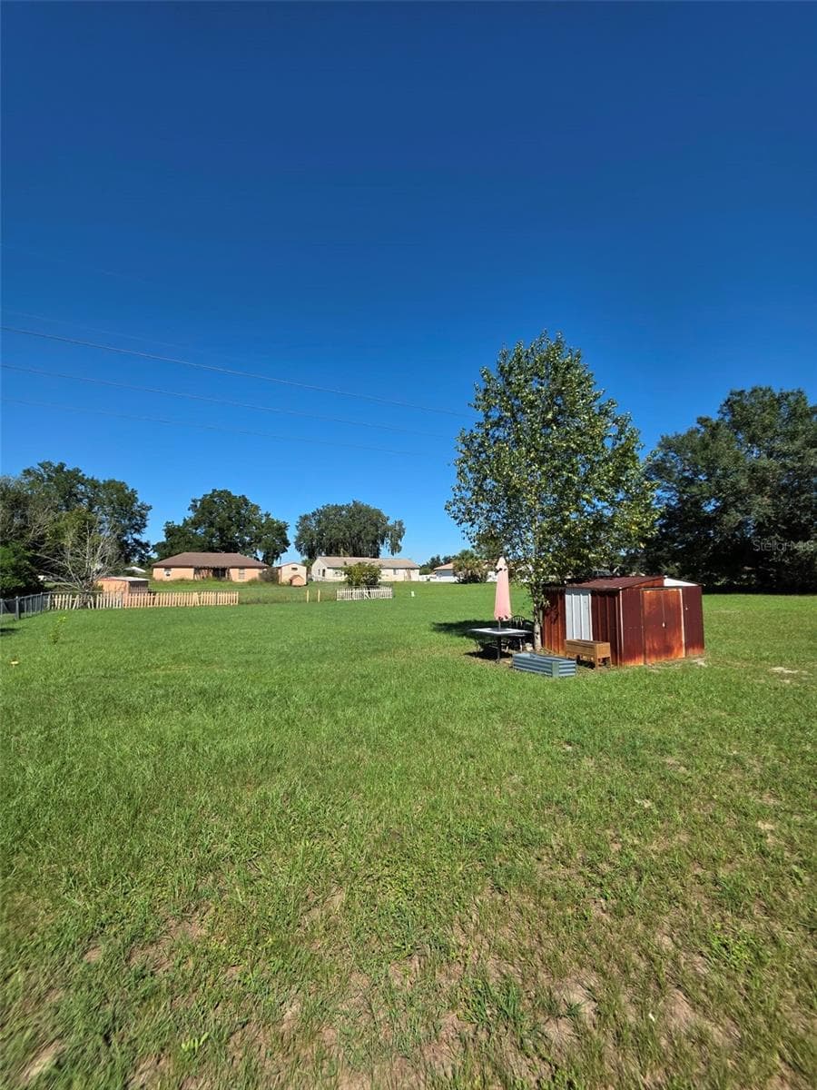 Storage shed - 319 OAK TRACK PASS, OCALA