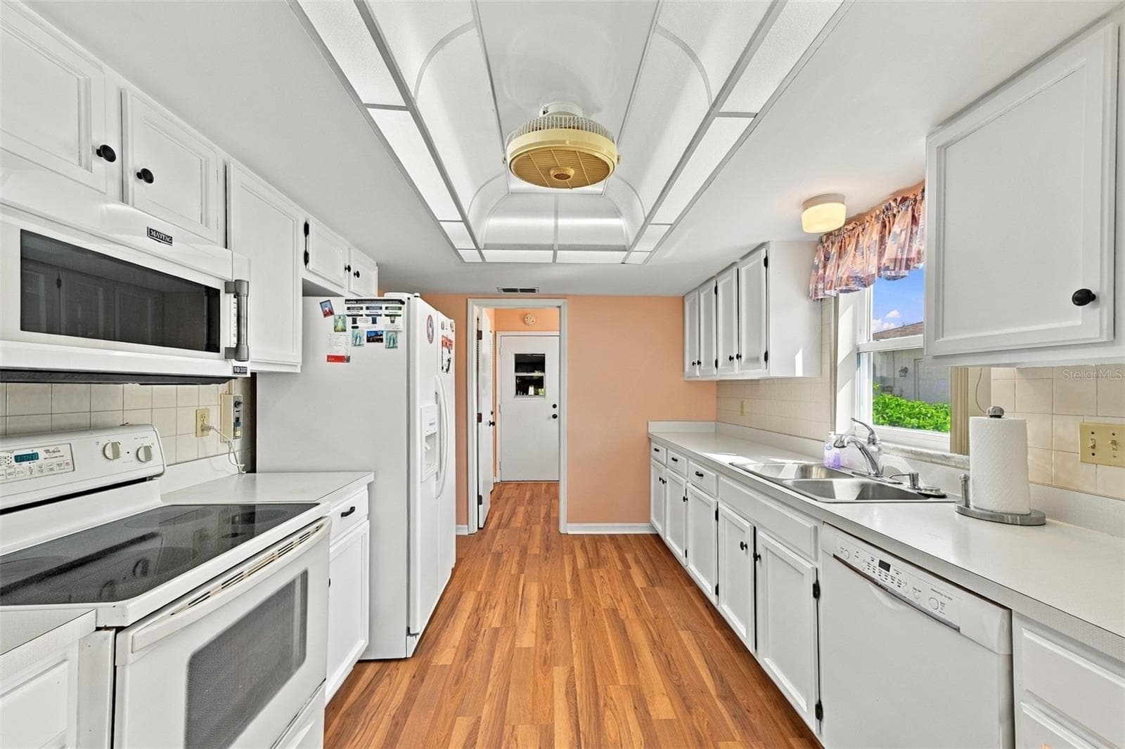 Condominium at 1510 LELAND DR, SUN CITY CENTER, photo 13 of 60