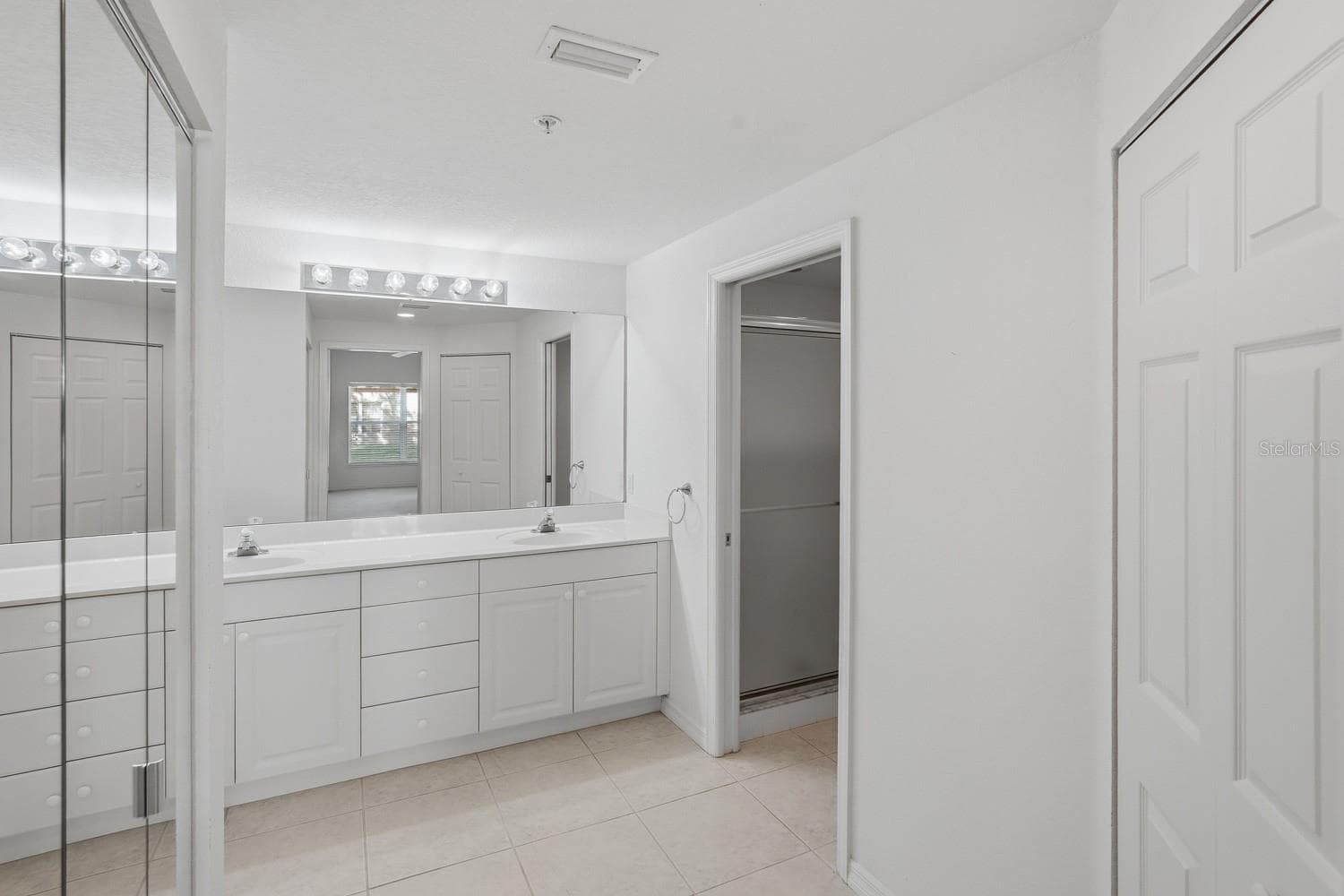 Condominium at 7133 CEDAR HOLLOW CIR #22-102, BRADENTON, photo 25 of 34