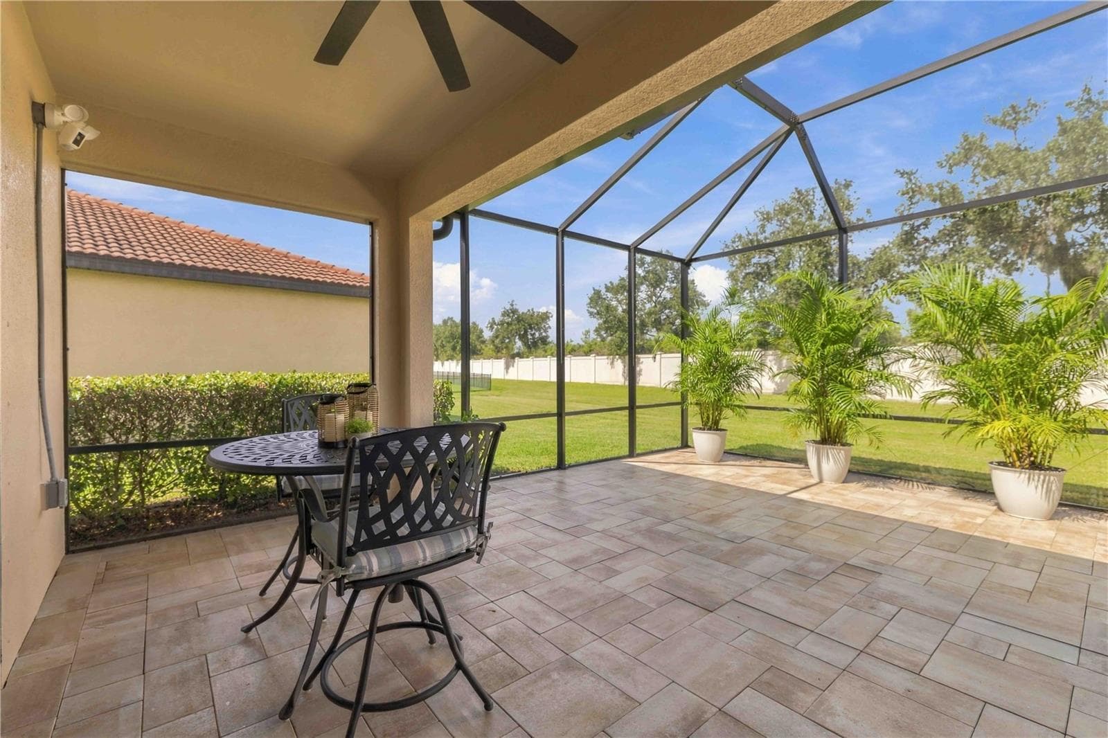 Extended, pavered, screened Lanai - 4523 BALTRY CT, BRADENTON
