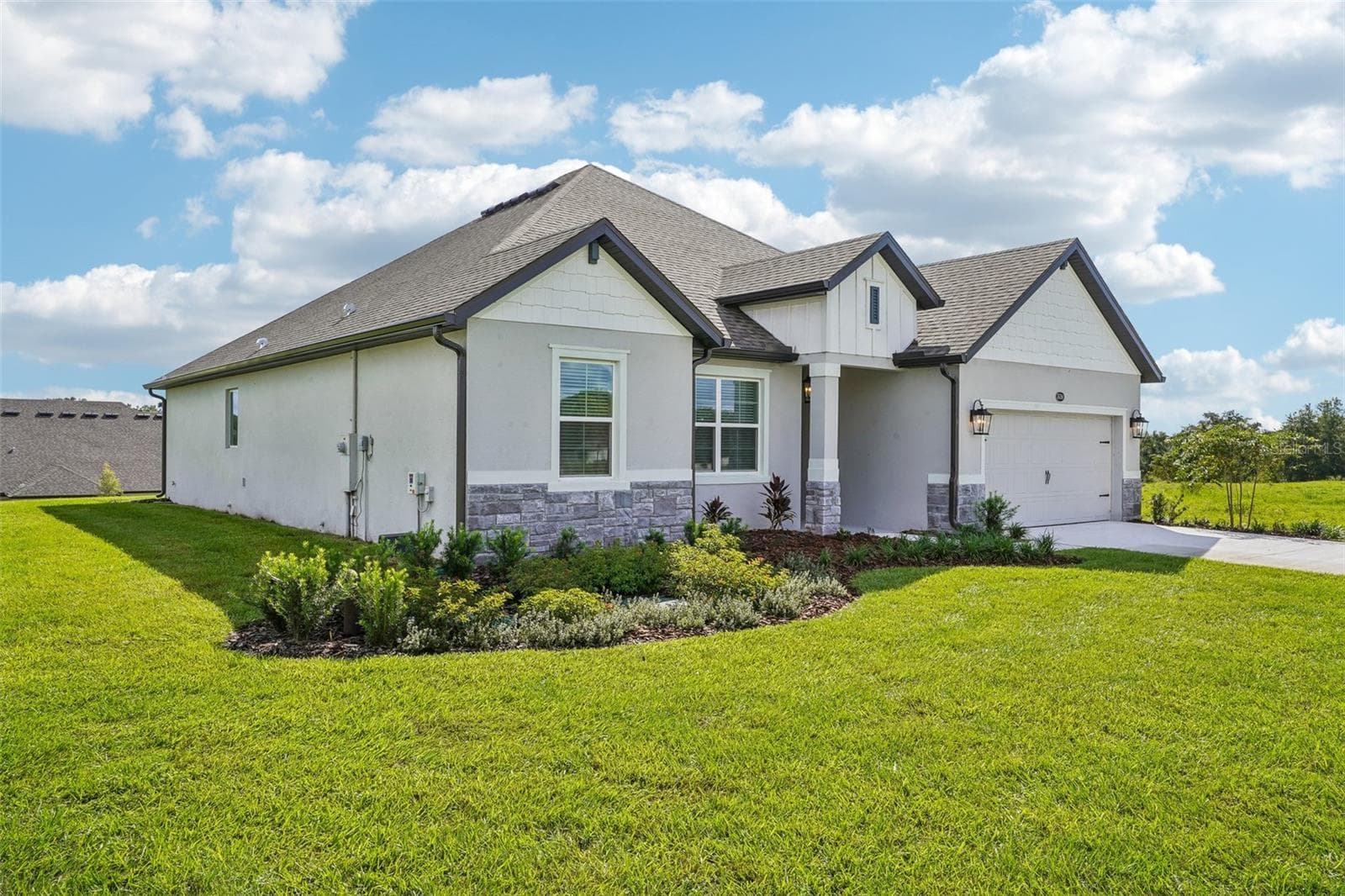 Single Family Residence at 36794 SUNDOWNER TRL, FRUITLAND PARK, photo 3 of 27