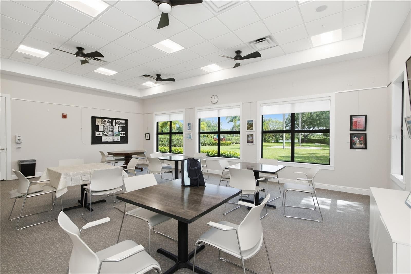 Single Family Residence at 8013 STIRLING FALLS CIR, SARASOTA, photo 52 of 56