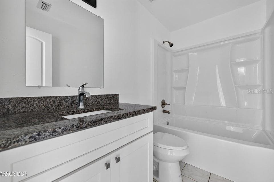 Bath - 927 BOULDER DR, SOUTH DAYTONA