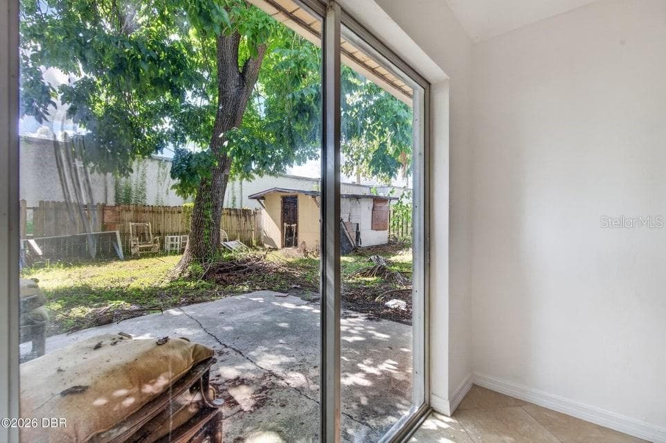 Back Yard - 927 BOULDER DR, SOUTH DAYTONA