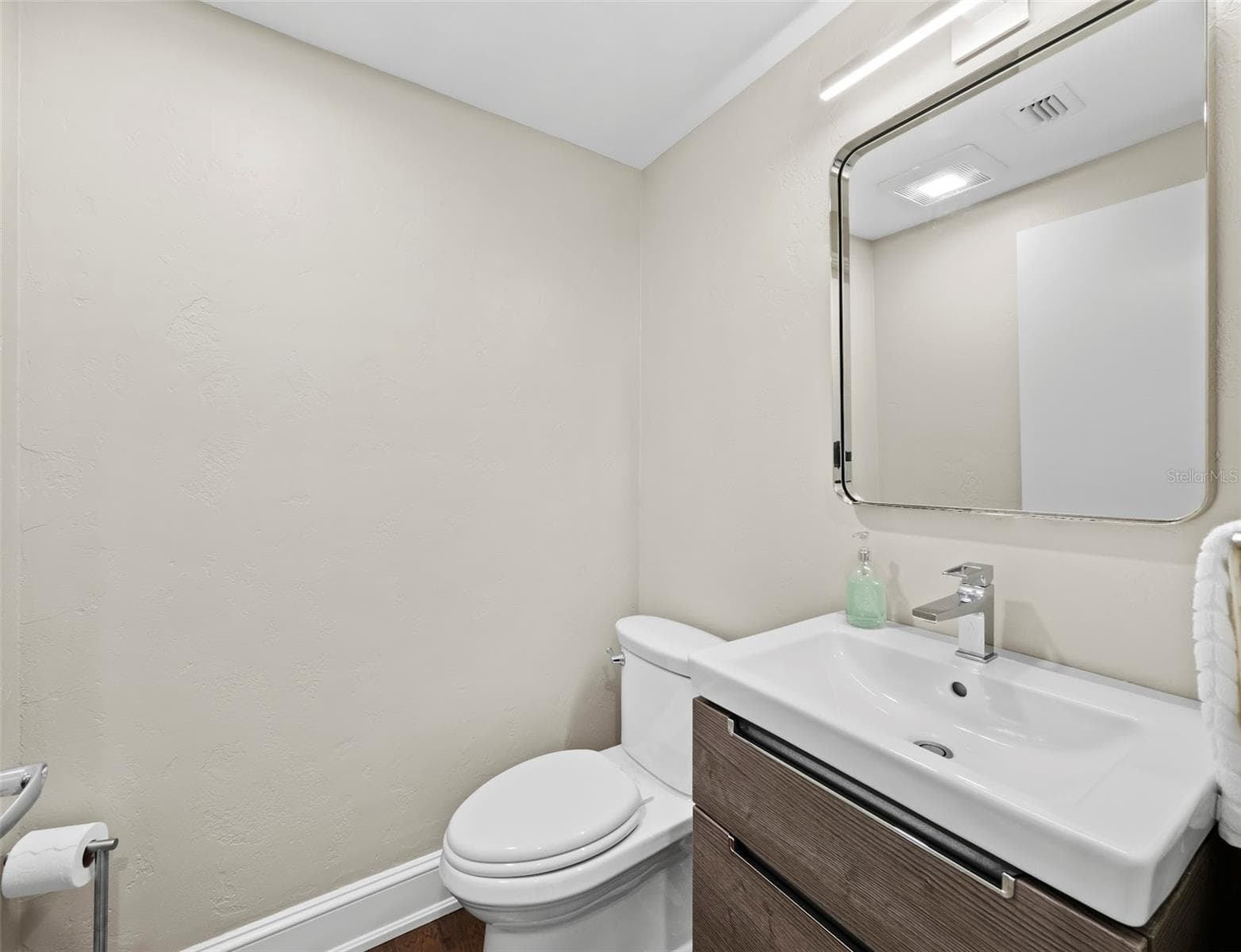 Condominium at 3060 GRAND BAY BLVD #124, LONGBOAT KEY, photo 31 of 56