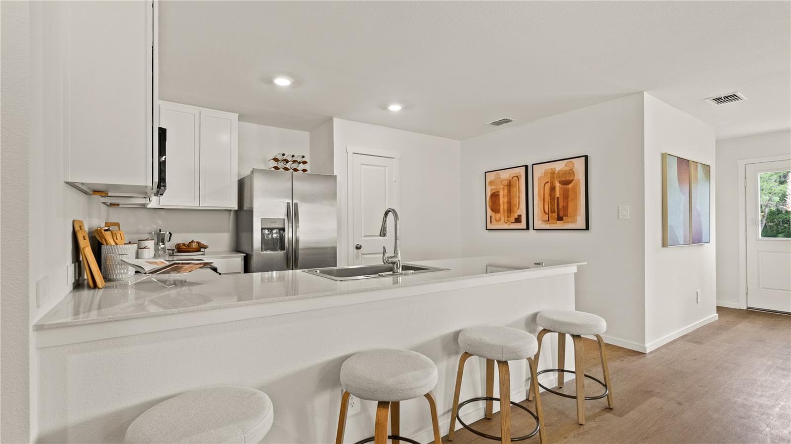 Single Family Residence at 6128 SWAMP BAY DR, EDGEWATER, photo 5 of 30