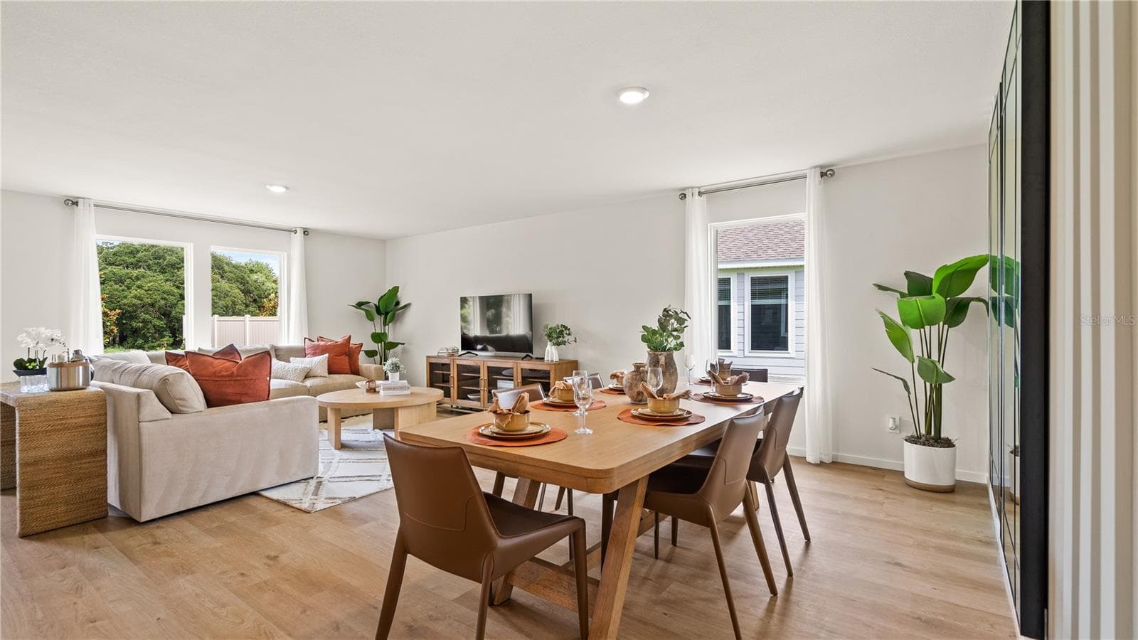 Single Family Residence at 6128 SWAMP BAY DR, EDGEWATER, photo 8 of 30