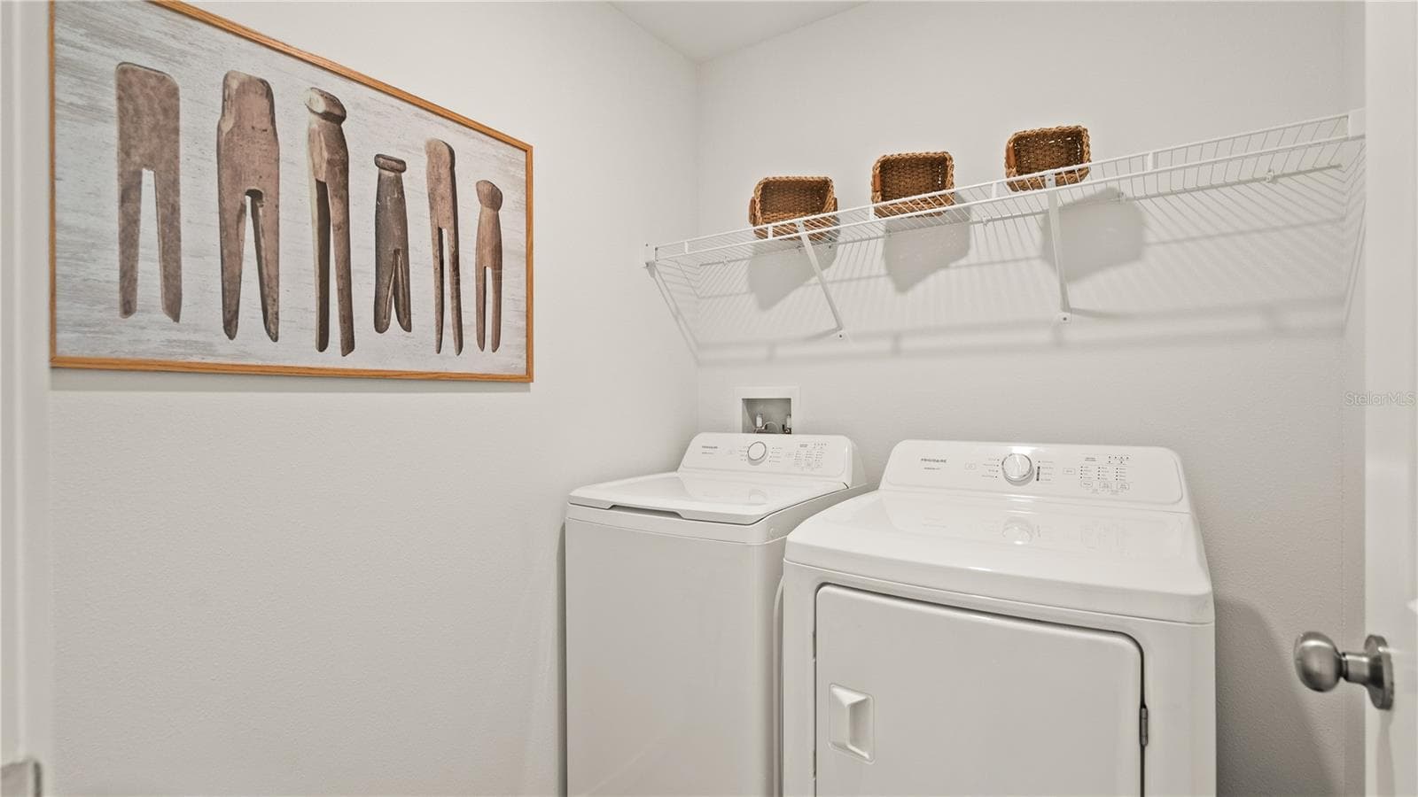 Single Family Residence at 6128 SWAMP BAY DR, EDGEWATER, photo 18 of 30