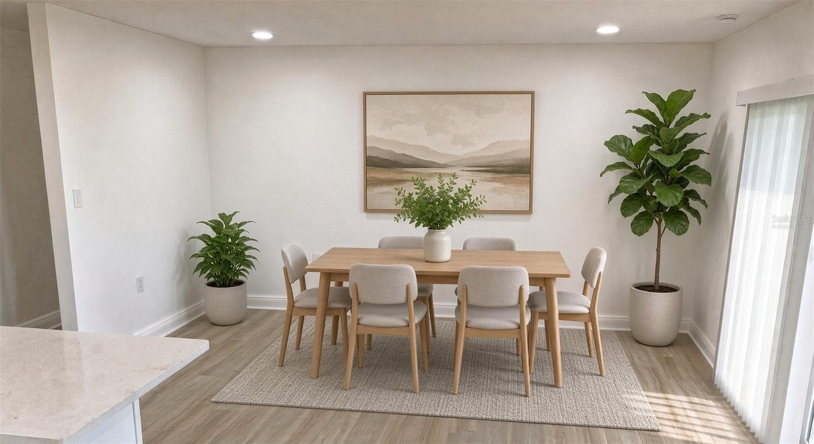 Virtually Staged - 110 EVELYN CT, OLDSMAR