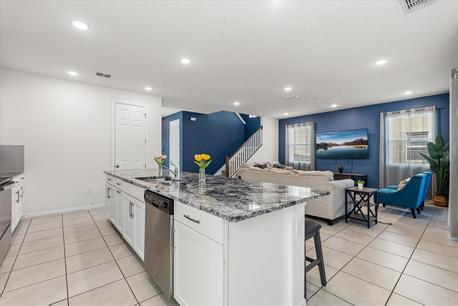 Single Family Residence at 2009 TROPICAL PALMS CIR, KISSIMMEE, photo 13 of 55