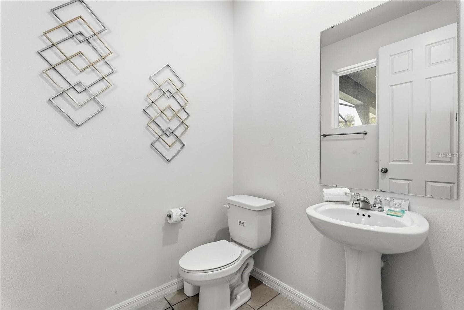 Single Family Residence at 2009 TROPICAL PALMS CIR, KISSIMMEE, photo 23 of 55