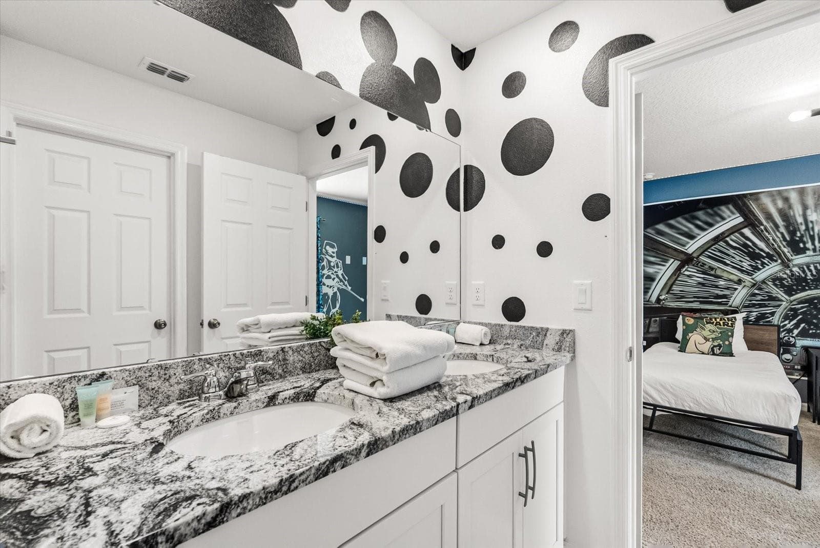 Single Family Residence at 2009 TROPICAL PALMS CIR, KISSIMMEE, photo 26 of 55