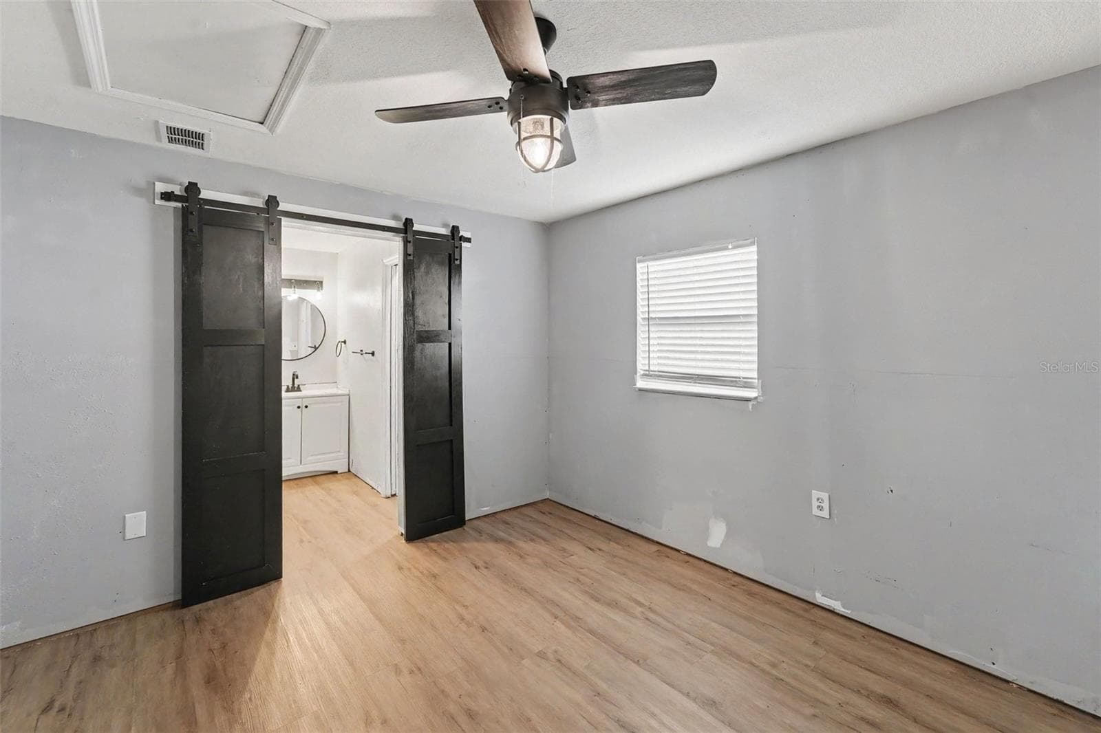 Single Family Residence at 5200 BEHMS CT, PORT RICHEY, photo 7 of 16
