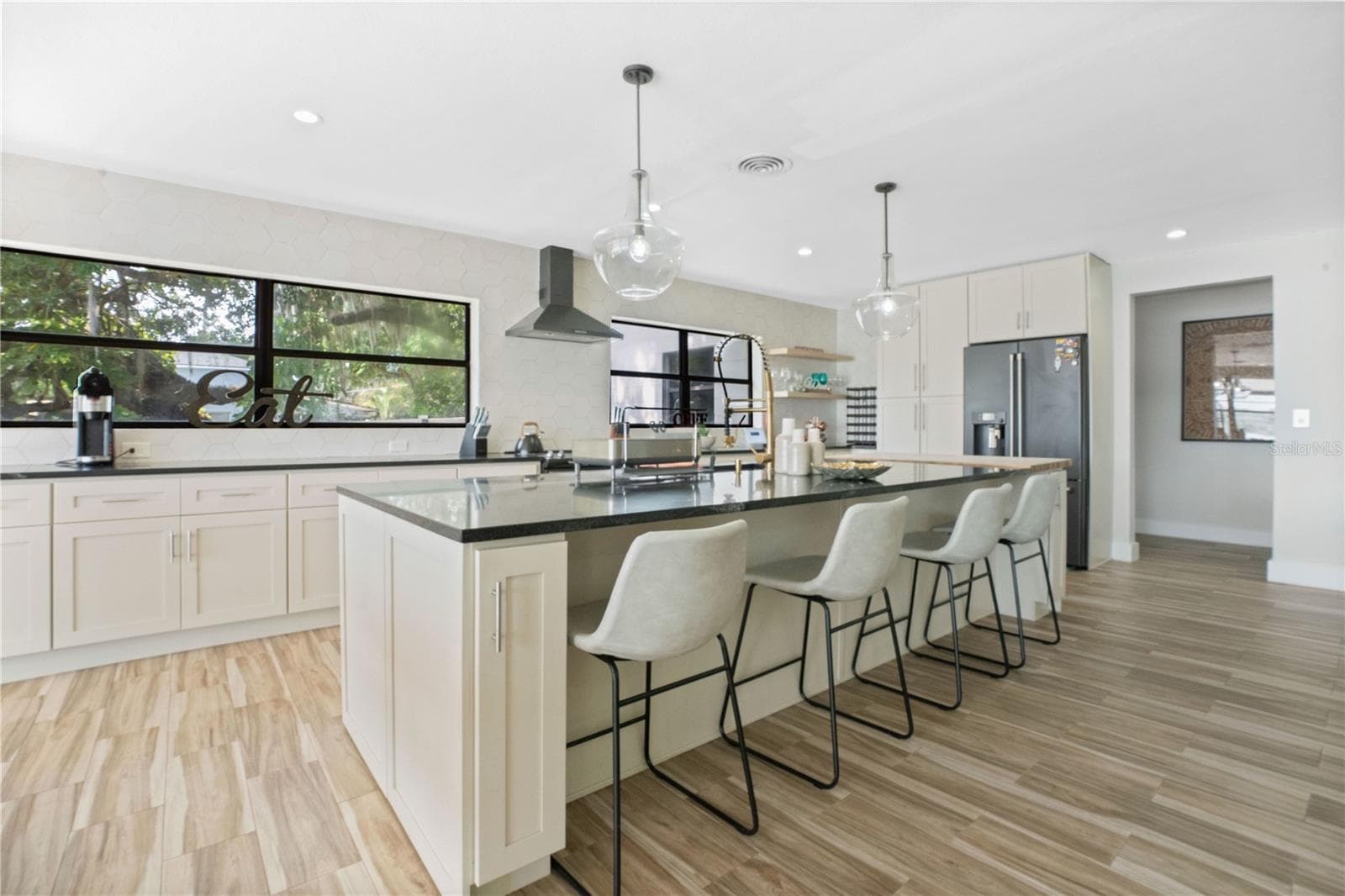 Single Family Residence at 1520 ROCK LAKE DR, ORLANDO, photo 13 of 63