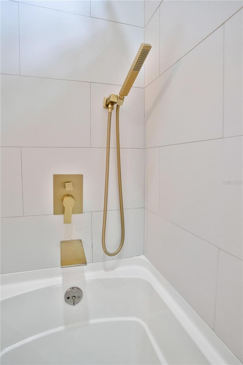 Single Family Residence at 1520 ROCK LAKE DR, ORLANDO, photo 42 of 63