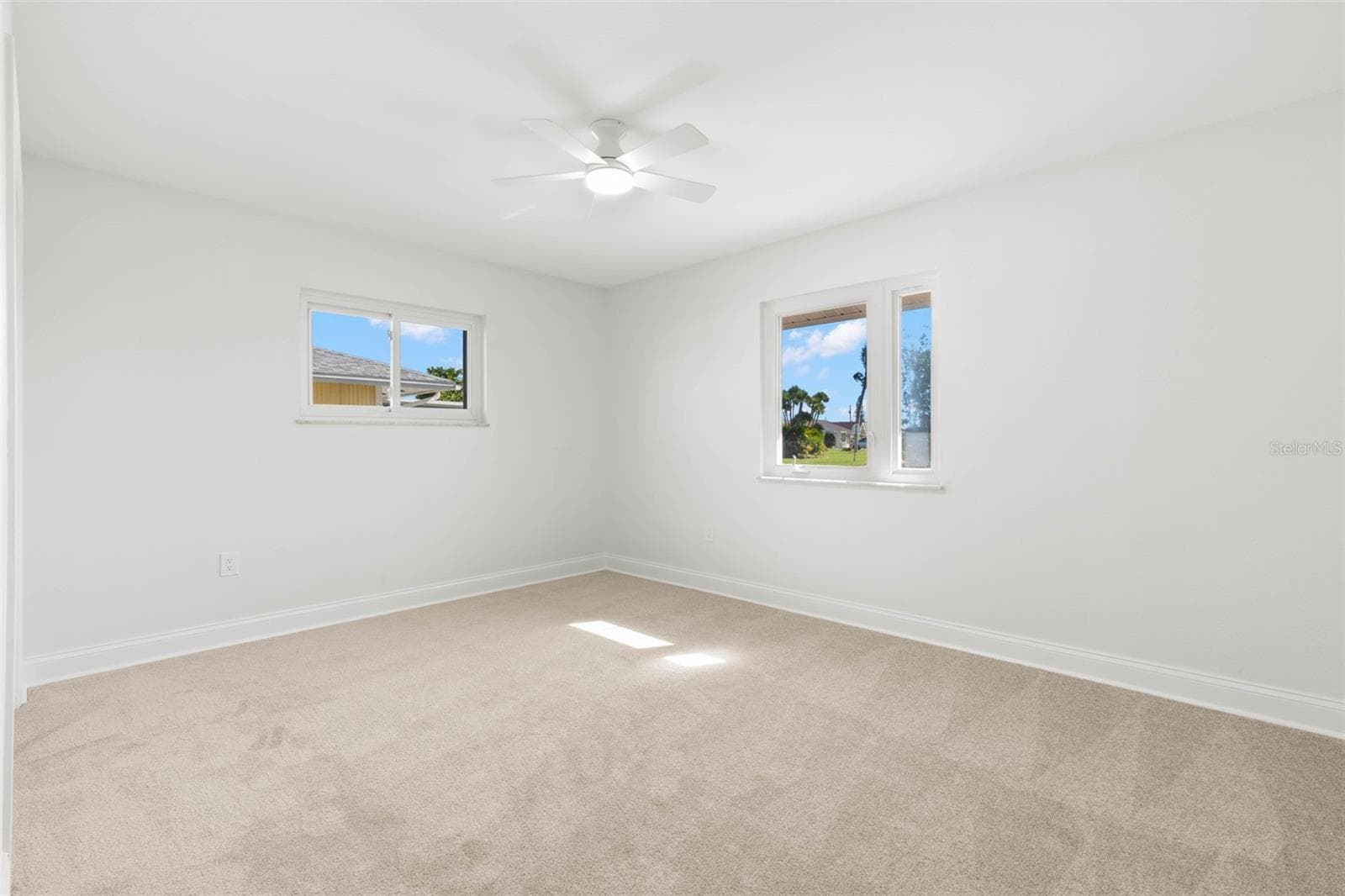 Single Family Residence at 1220 VALLEY FORGE BLVD, SUN CITY CENTER, photo 15 of 23