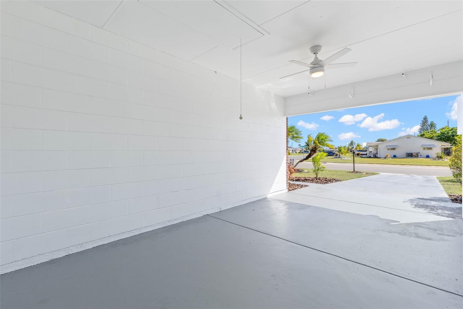 Single Family Residence at 1220 VALLEY FORGE BLVD, SUN CITY CENTER, photo 18 of 23