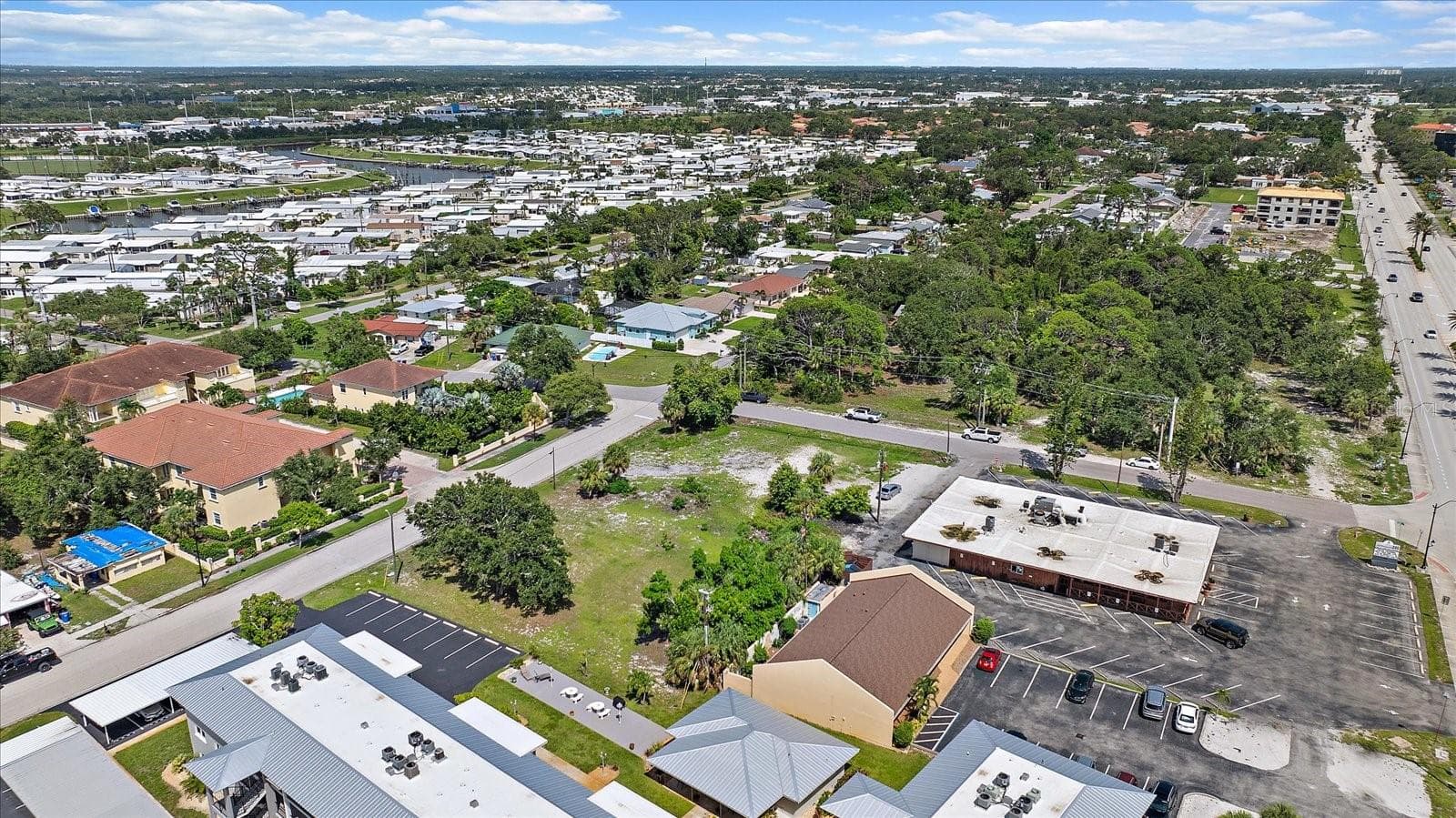 Aerial view of the lot - 648 GUILD DR, VENICE