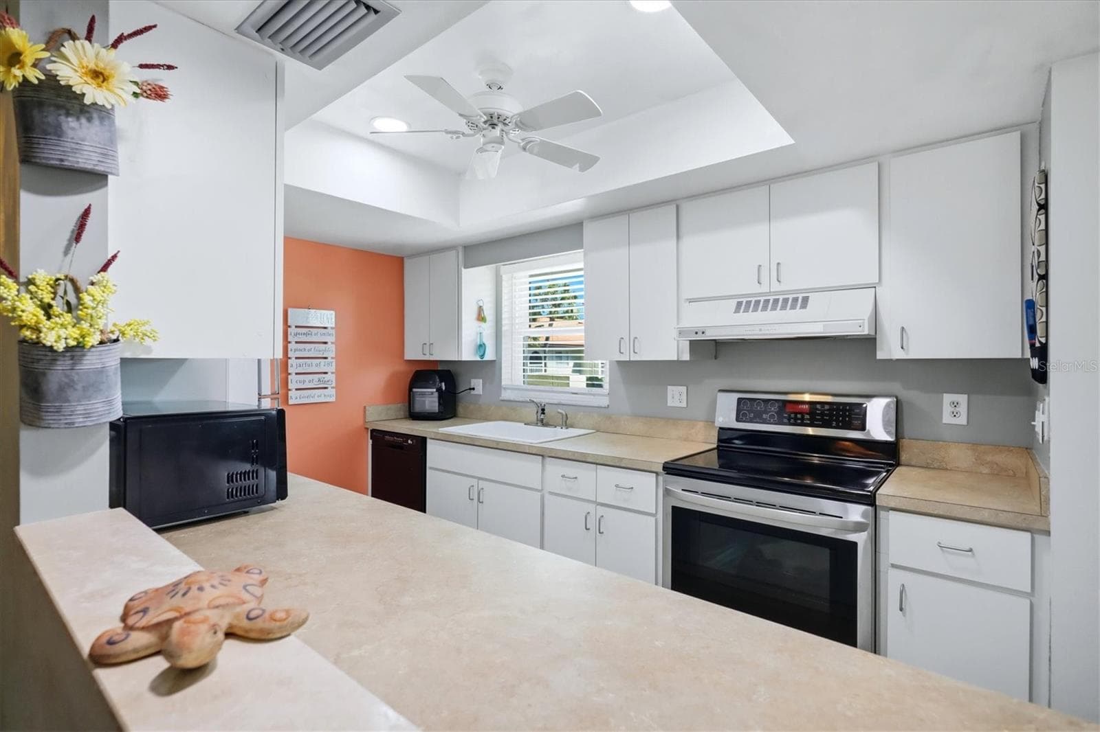 Condominium at 3654 HISPANIA PL #323, SARASOTA, photo 12 of 37
