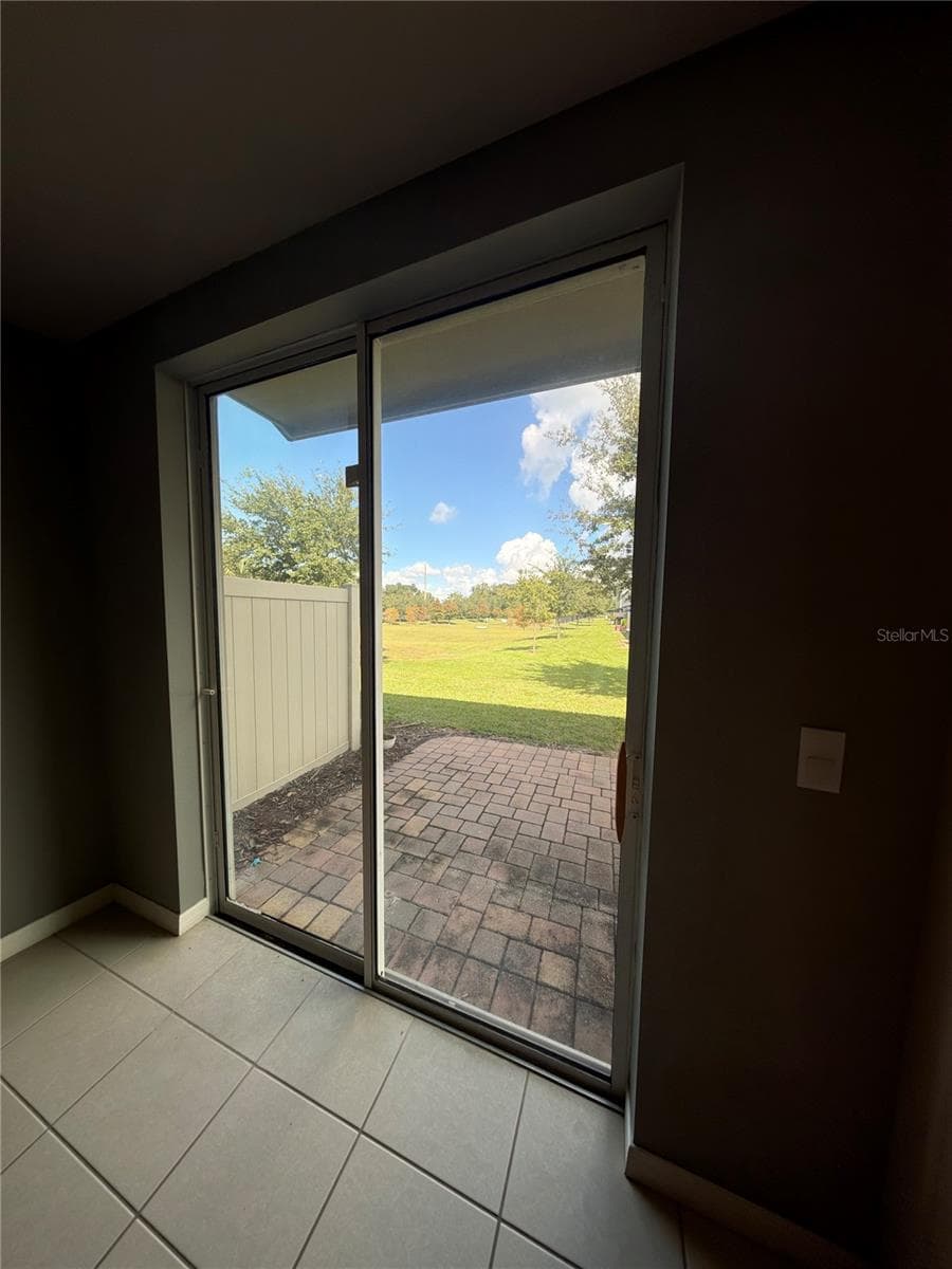 Townhouse at 1119 DESERT CANDLE DR, OCOEE, photo 22 of 26
