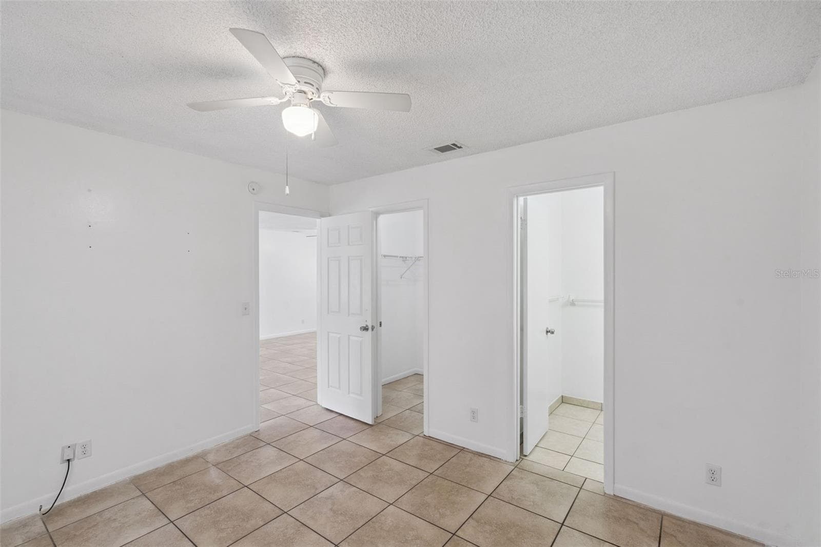 Single Family Residence at 4225 NE 25TH AVE, OCALA, photo 7 of 16