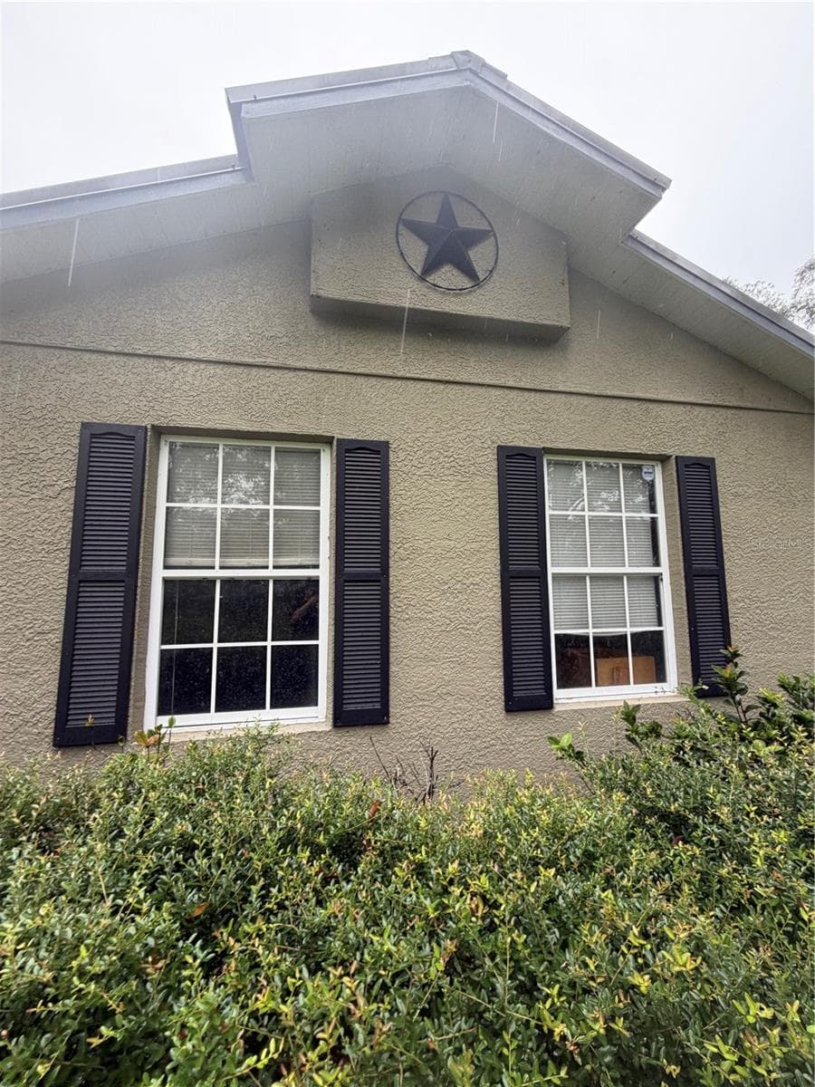 Single Family Residence at 13145 OAK FOREST AVE, BROOKSVILLE, photo 2 of 24