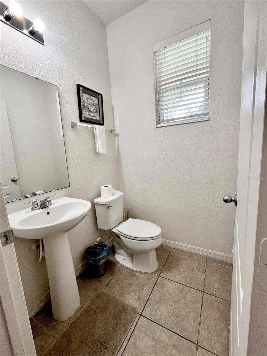 Townhouse at 3217 TOCOA CIR, KISSIMMEE, photo 8 of 31