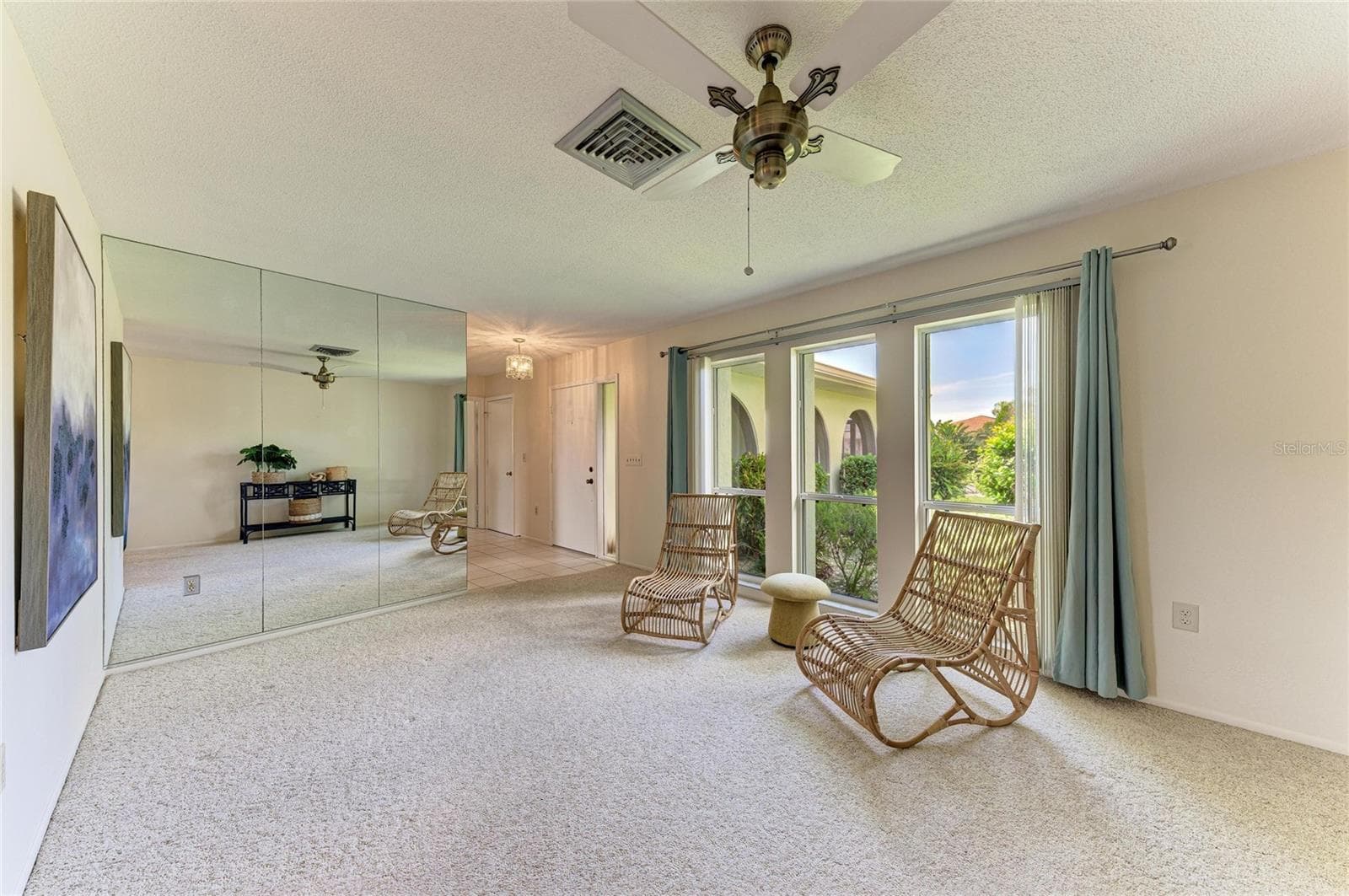 Single Family Residence at 1602 VIKKI CT, VENICE, photo 19 of 40