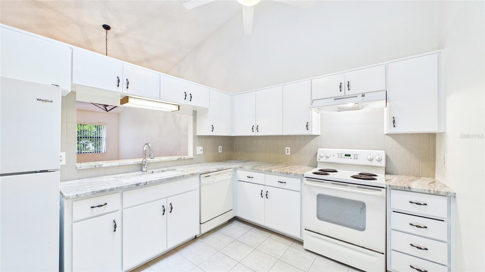 Villa at 1539 REBECCA LN, DUNEDIN, photo 5 of 20