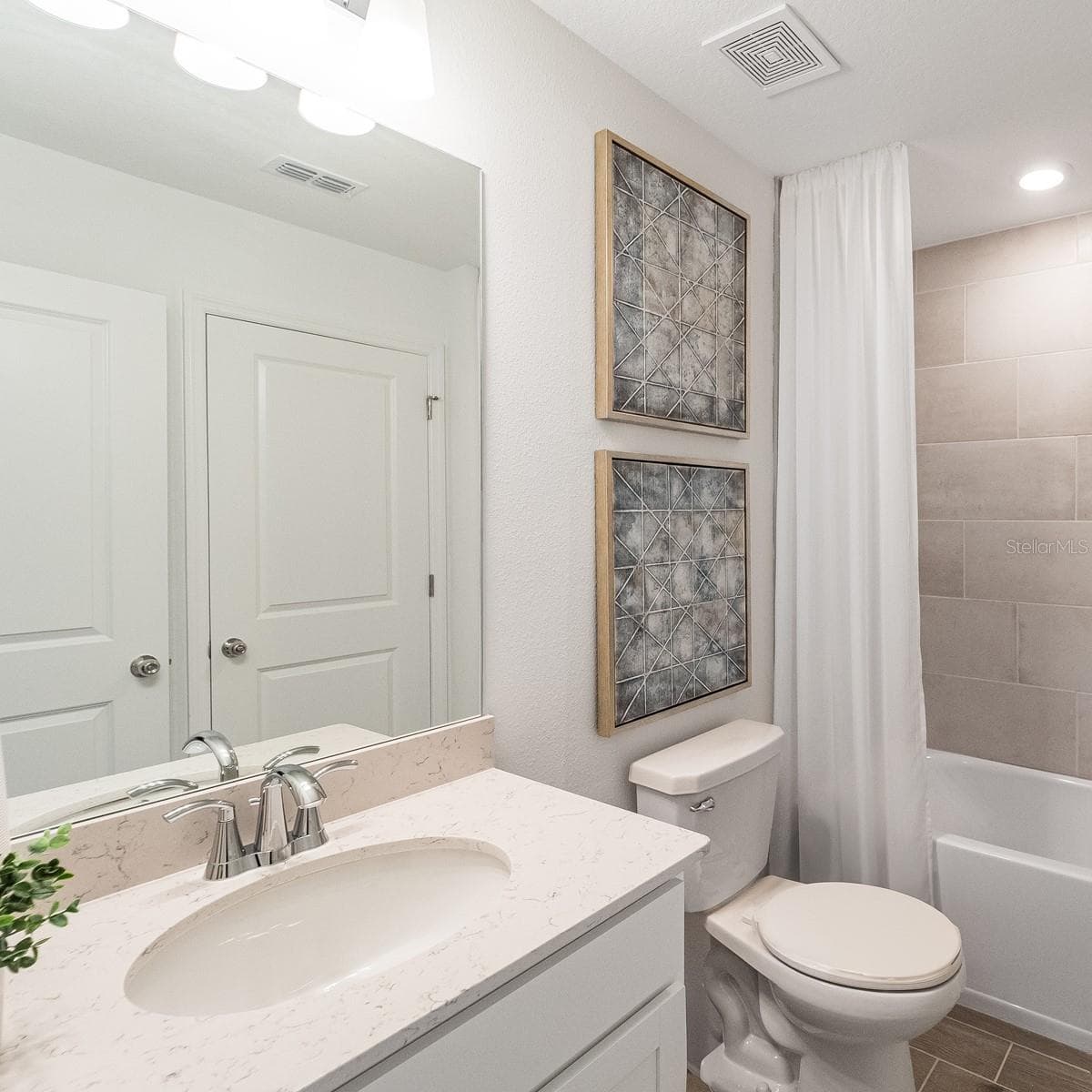 Townhouse at 3804 SE 36TH LN, OCALA, photo 23 of 33