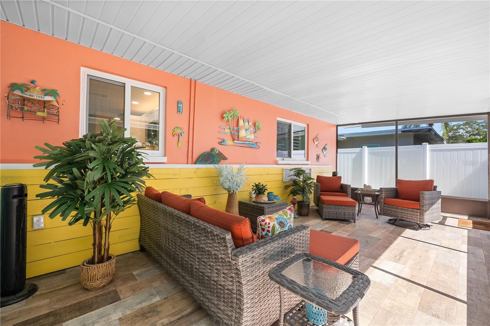 Single Family Residence at 929 SANTA MONICA DR, DUNEDIN, photo 30 of 36