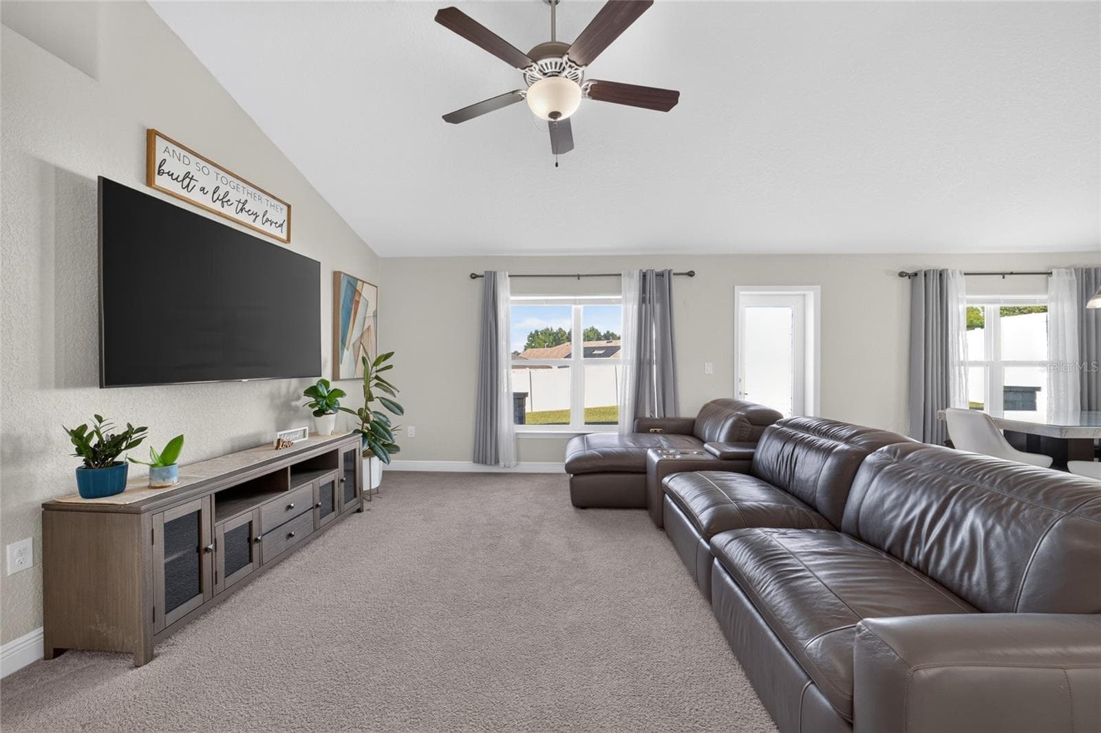 Single Family Residence at 495 W SHAKESPEARE DR, BEVERLY HILLS, photo 35 of 76
