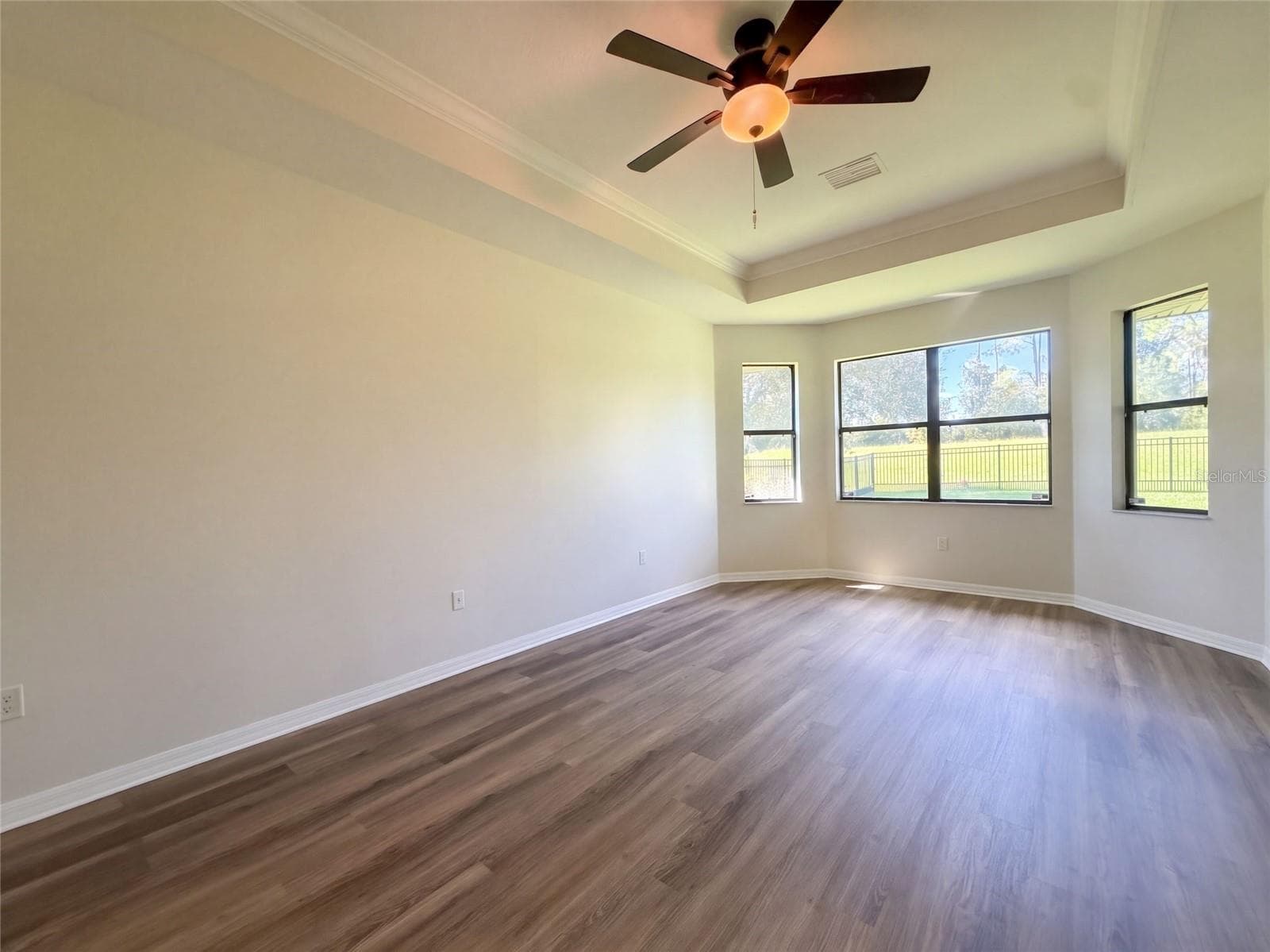Single Family Residence at 20009 OUTPOST POINT DR, TAMPA, photo 4 of 27