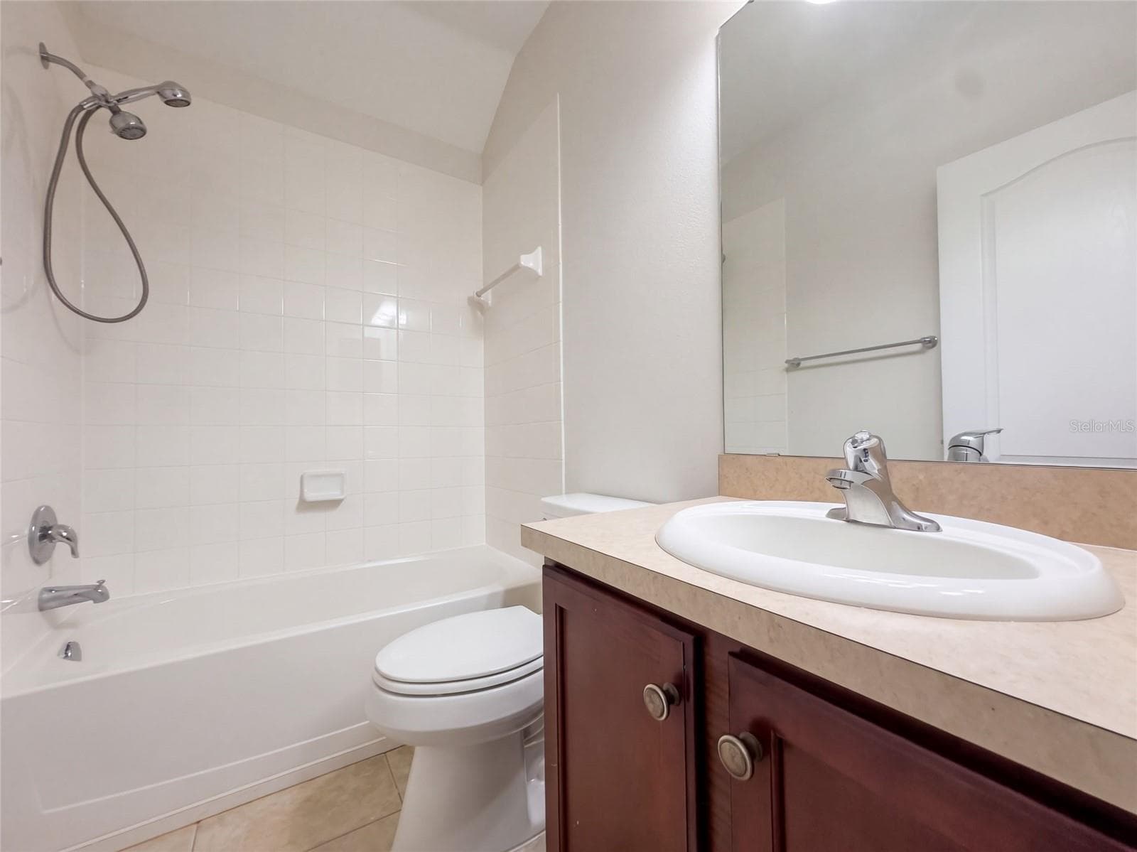 Single Family Residence at 20009 OUTPOST POINT DR, TAMPA, photo 24 of 27