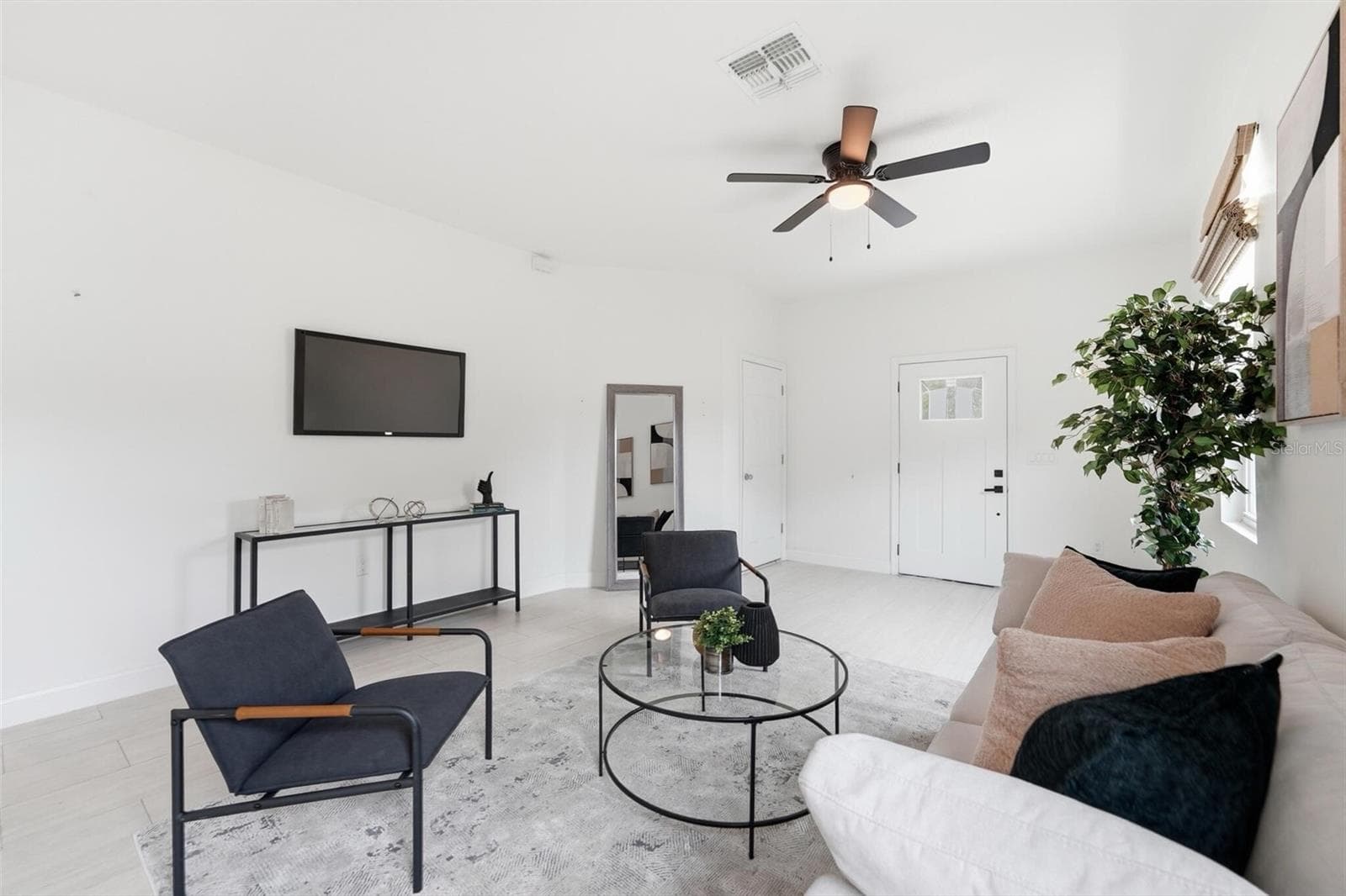Single Family Residence at 5401 OLD CHENEY HWY, ORLANDO, photo 8 of 28