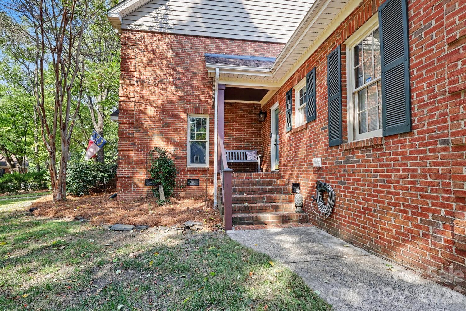 Friends side entrance - 5515 McCallum Court, Charlotte